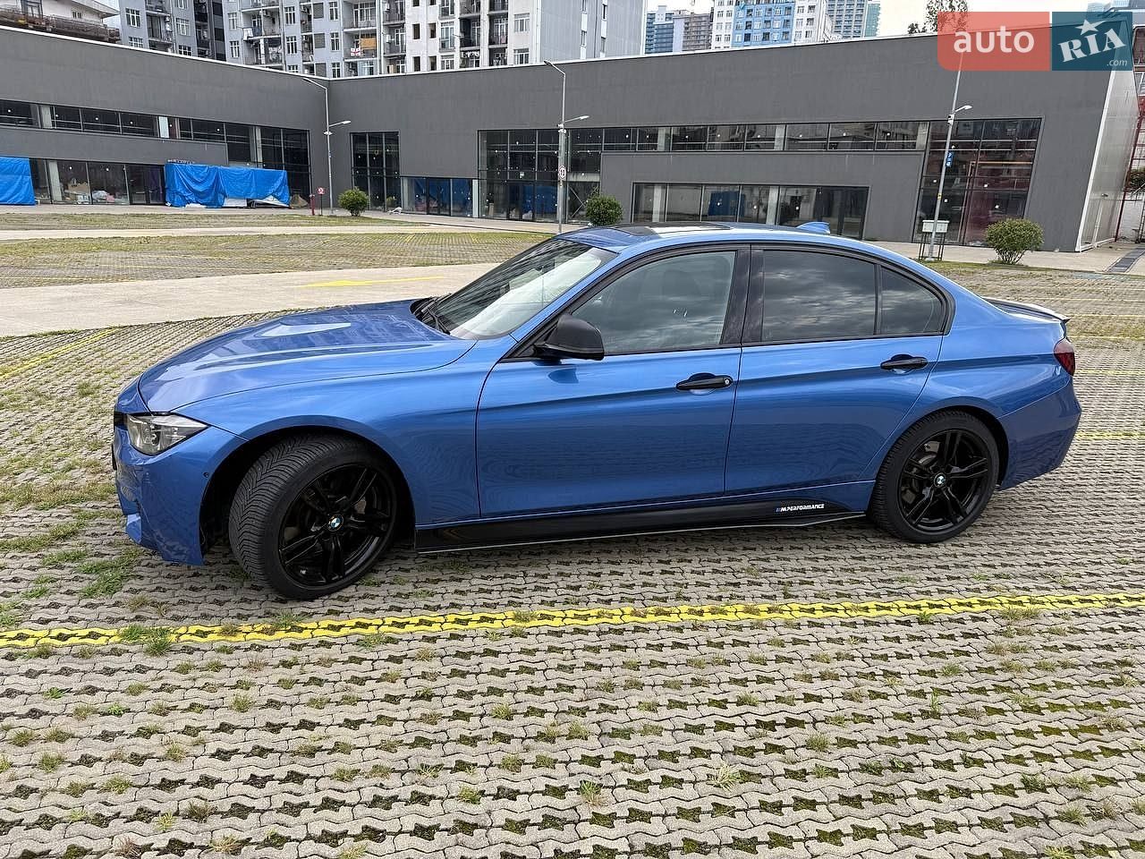 BMW 3 Series 2012 VIN WBA3B9G55DNP39318 фото оголошення 9 з 11
