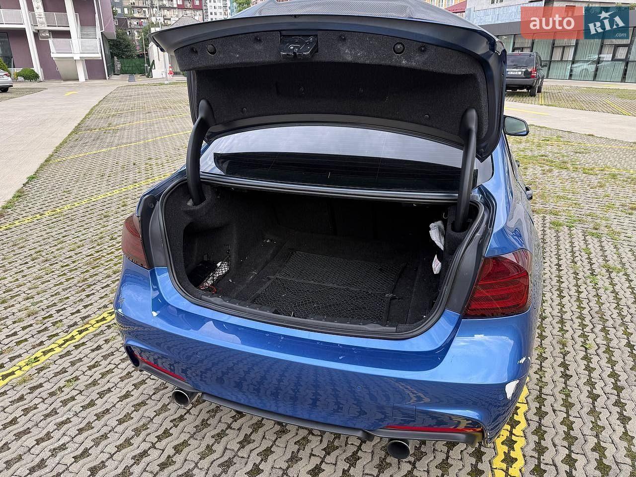BMW 3 Series 2012 VIN WBA3B9G55DNP39318 фото оголошення 11 з 11