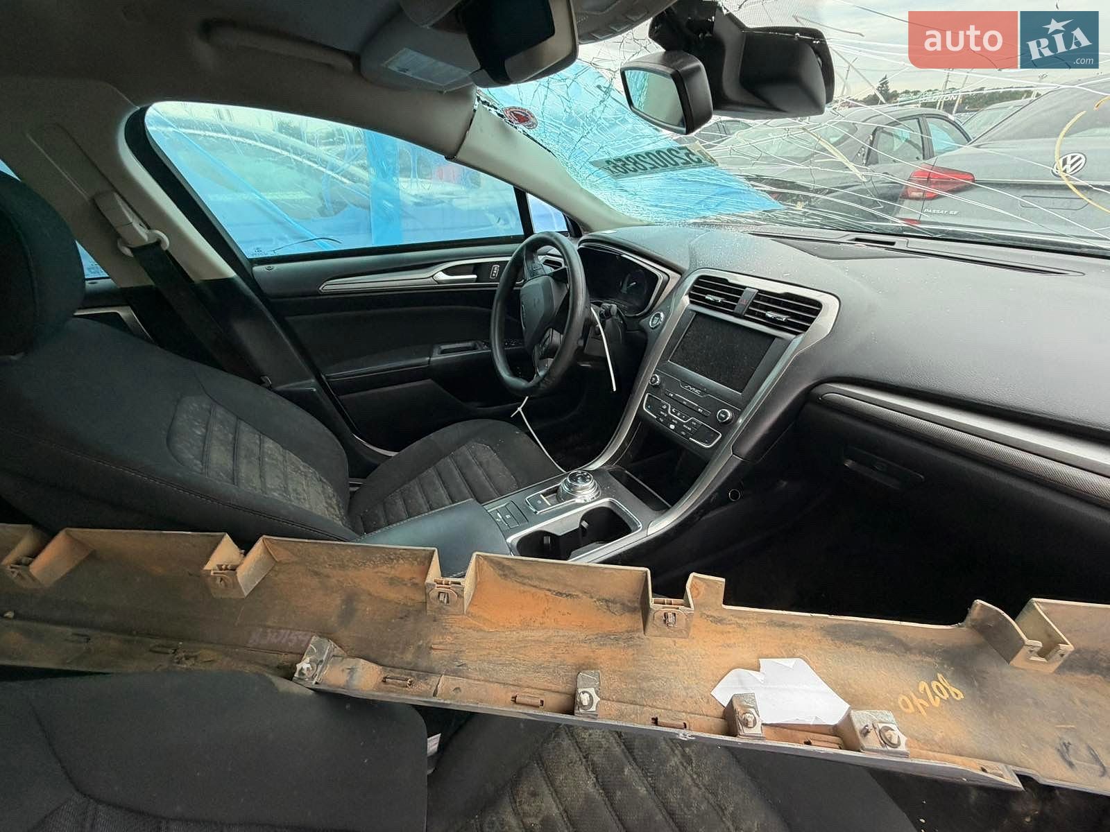 Ford Fusion 2018 VIN 3FA6P0LU4KR106321 фото оголошення 16 з 20