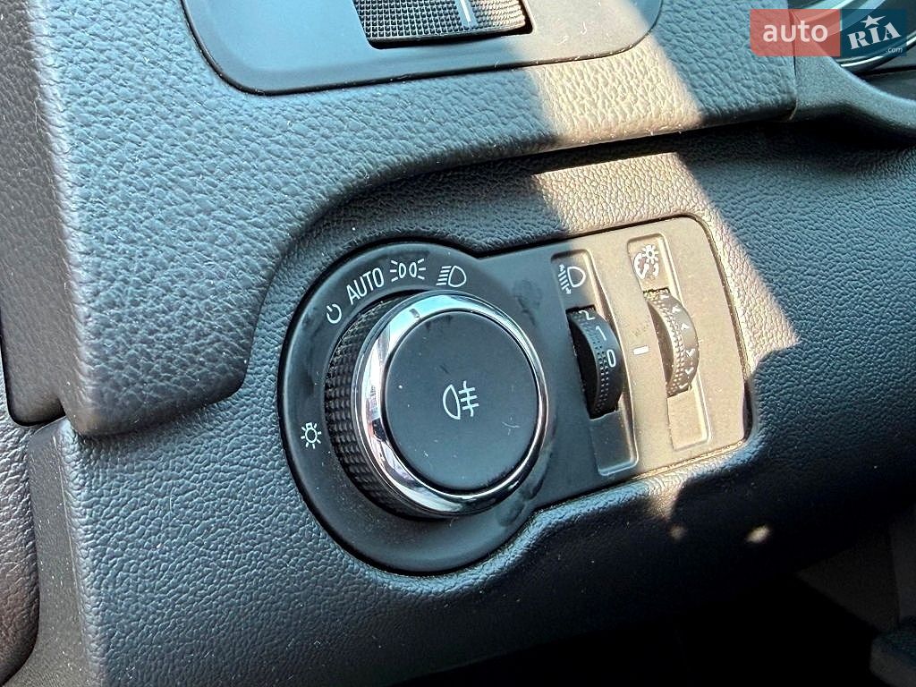 Opel Insignia 2016 VIN W0LGB5EP2G1129999 фото оголошення 27 з 51