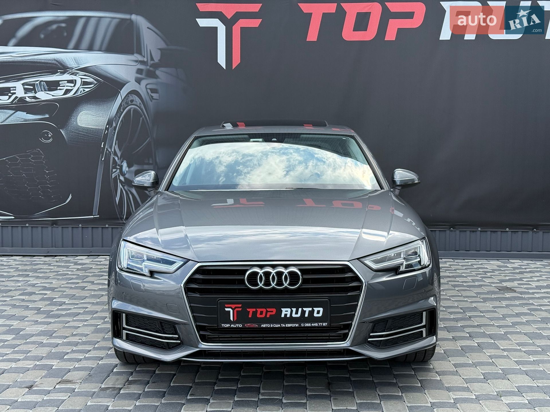 Audi A4 2019 VIN WAUDNAF44KA101992 фото оголошення 10 з 60