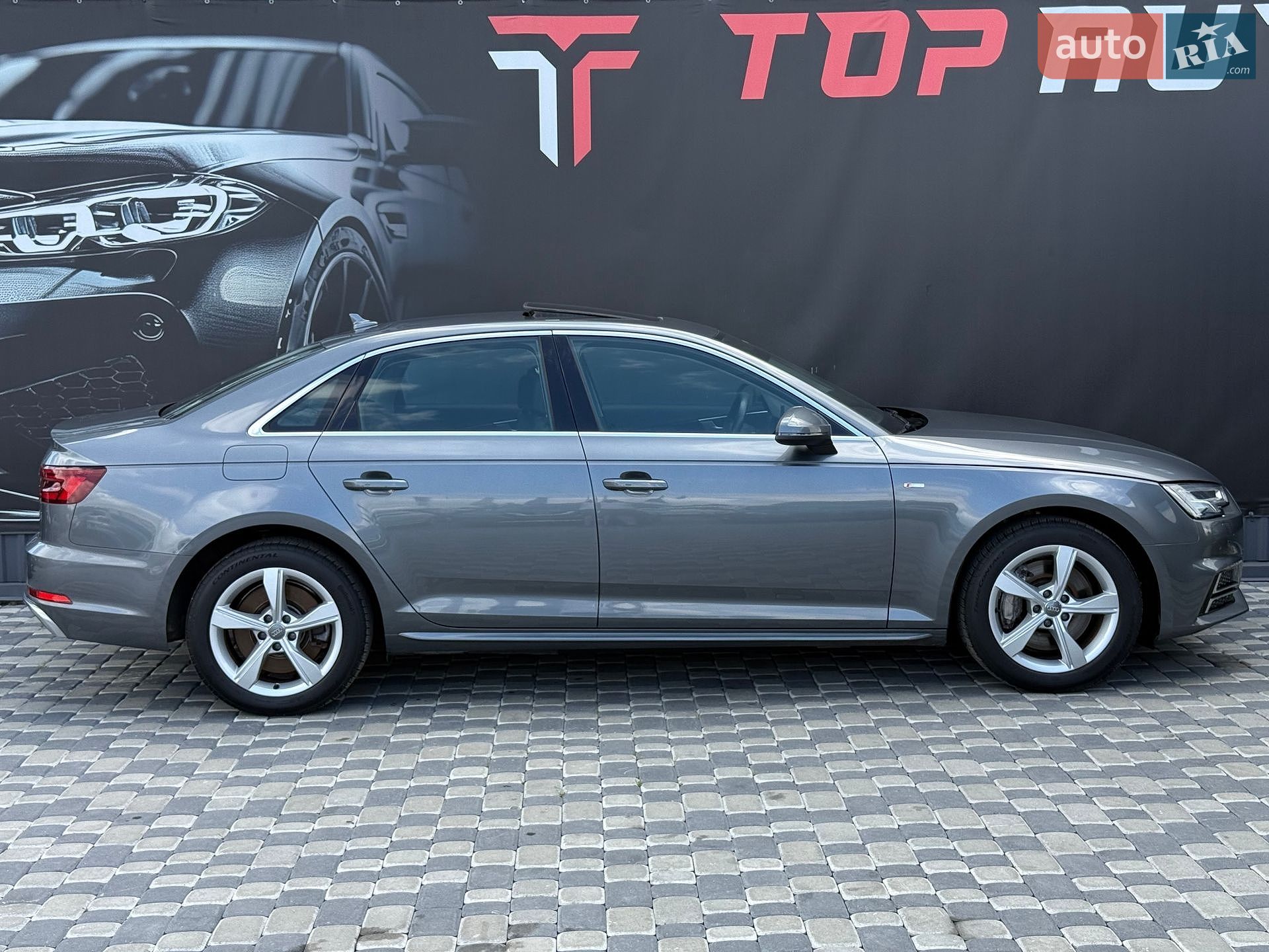 Audi A4 2019 VIN WAUDNAF44KA101992 фото оголошення 13 з 60