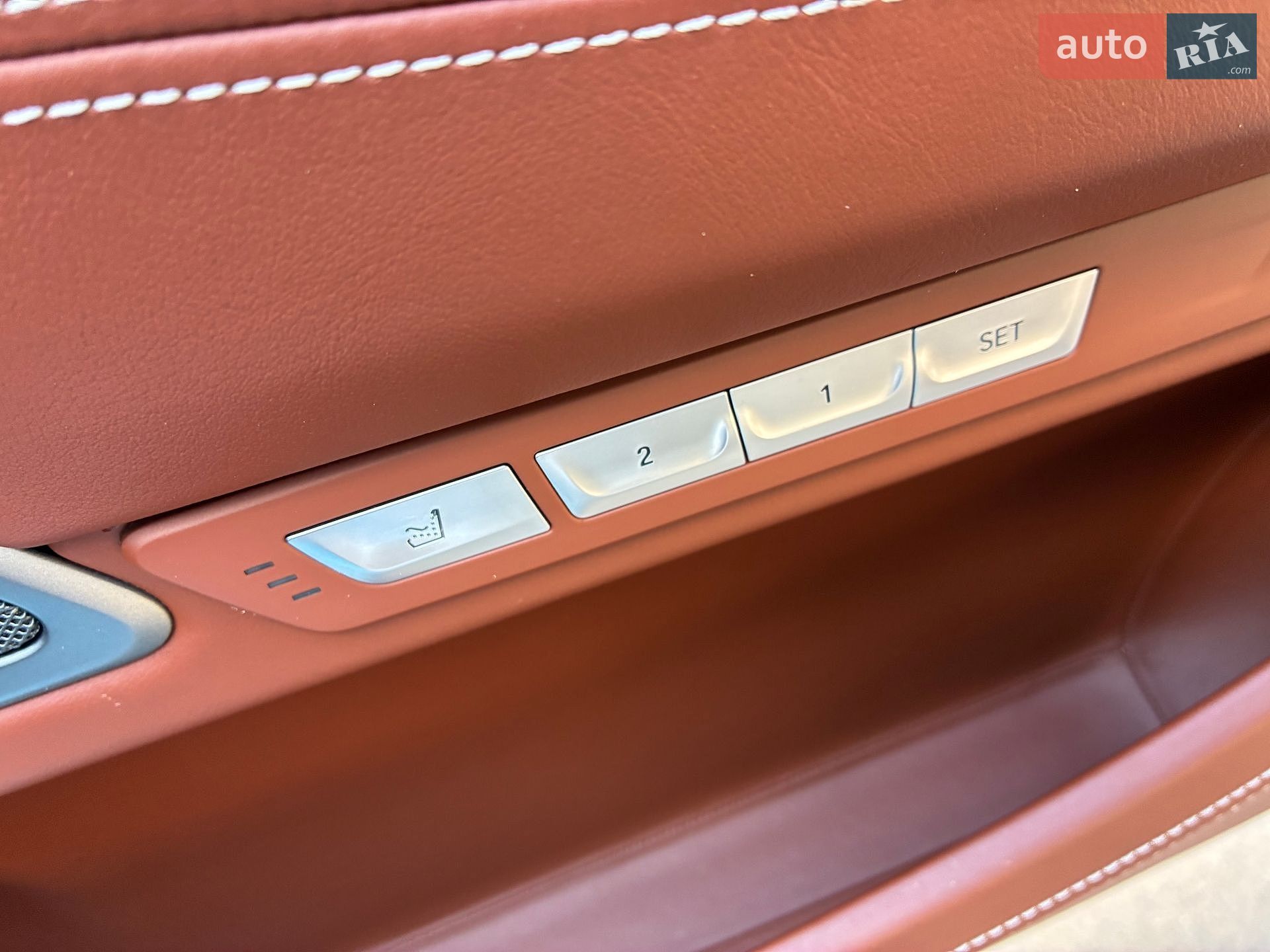 BMW 7 Series 2016 VIN WBA7E2C50HG739999 фото оголошення 10 з 12
