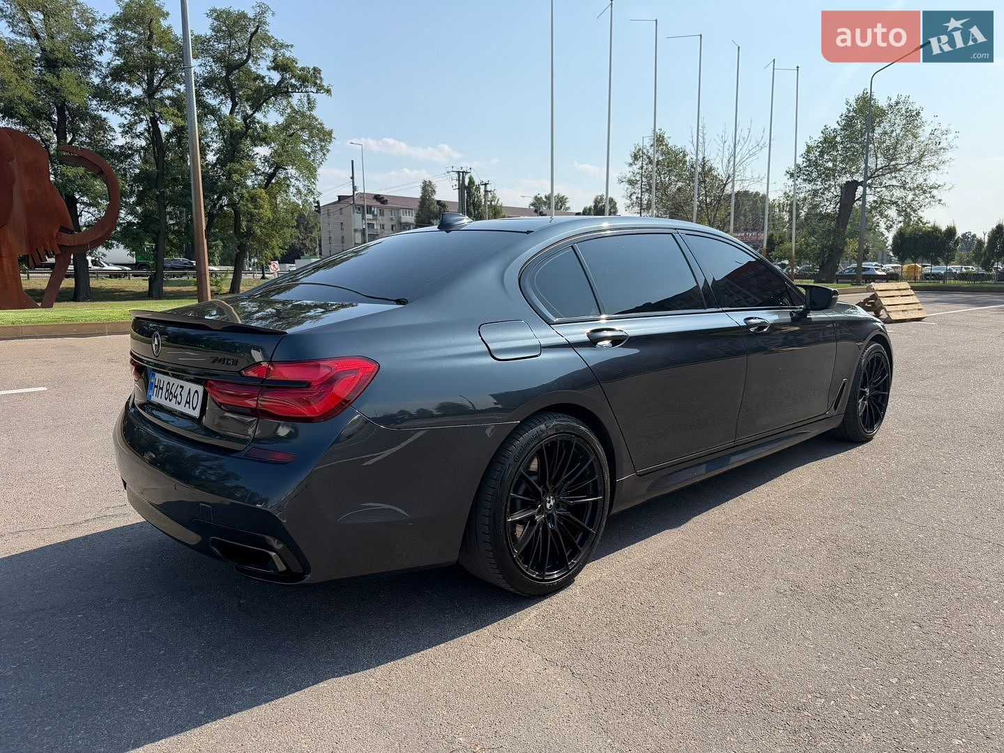 BMW 7 Series 2015 VIN WBA7E2C55GG547332 фото оголошення 5 з 13