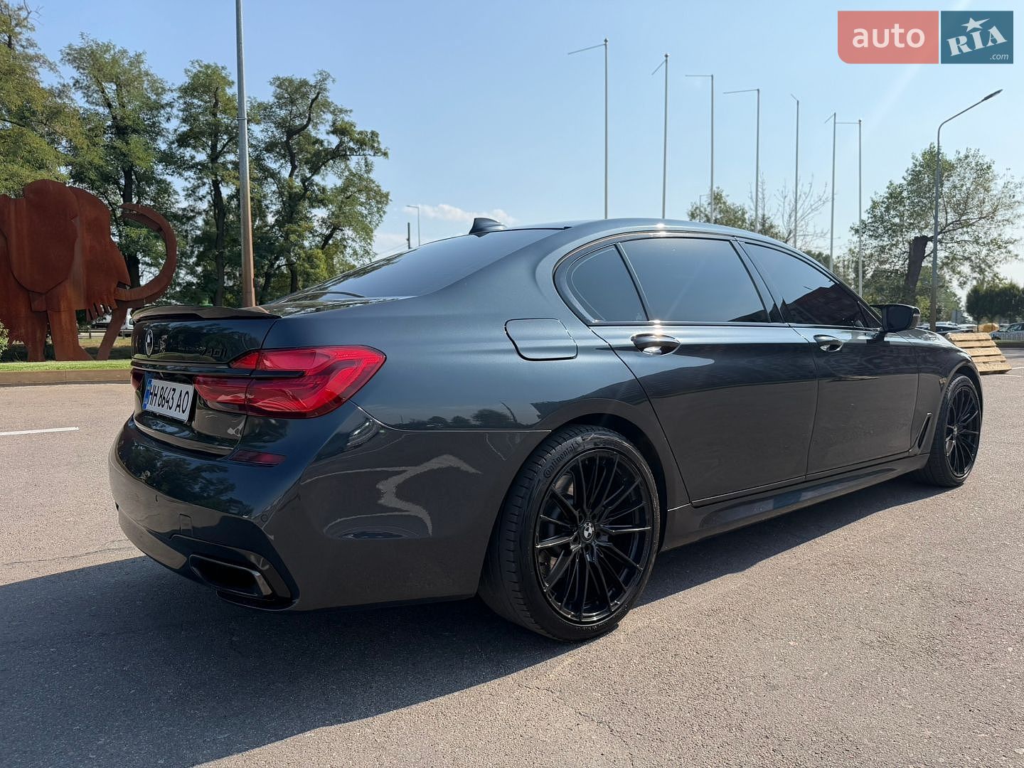BMW 7 Series 2015 VIN WBA7E2C55GG547332 фото оголошення 6 з 13