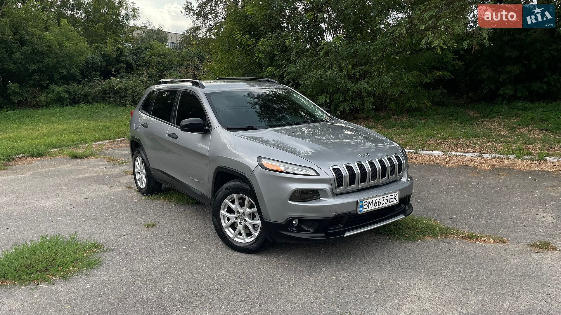 Jeep Cherokee 2015 VIN 1C4PJMAB1FW774766 фото оголошення 2 з 24