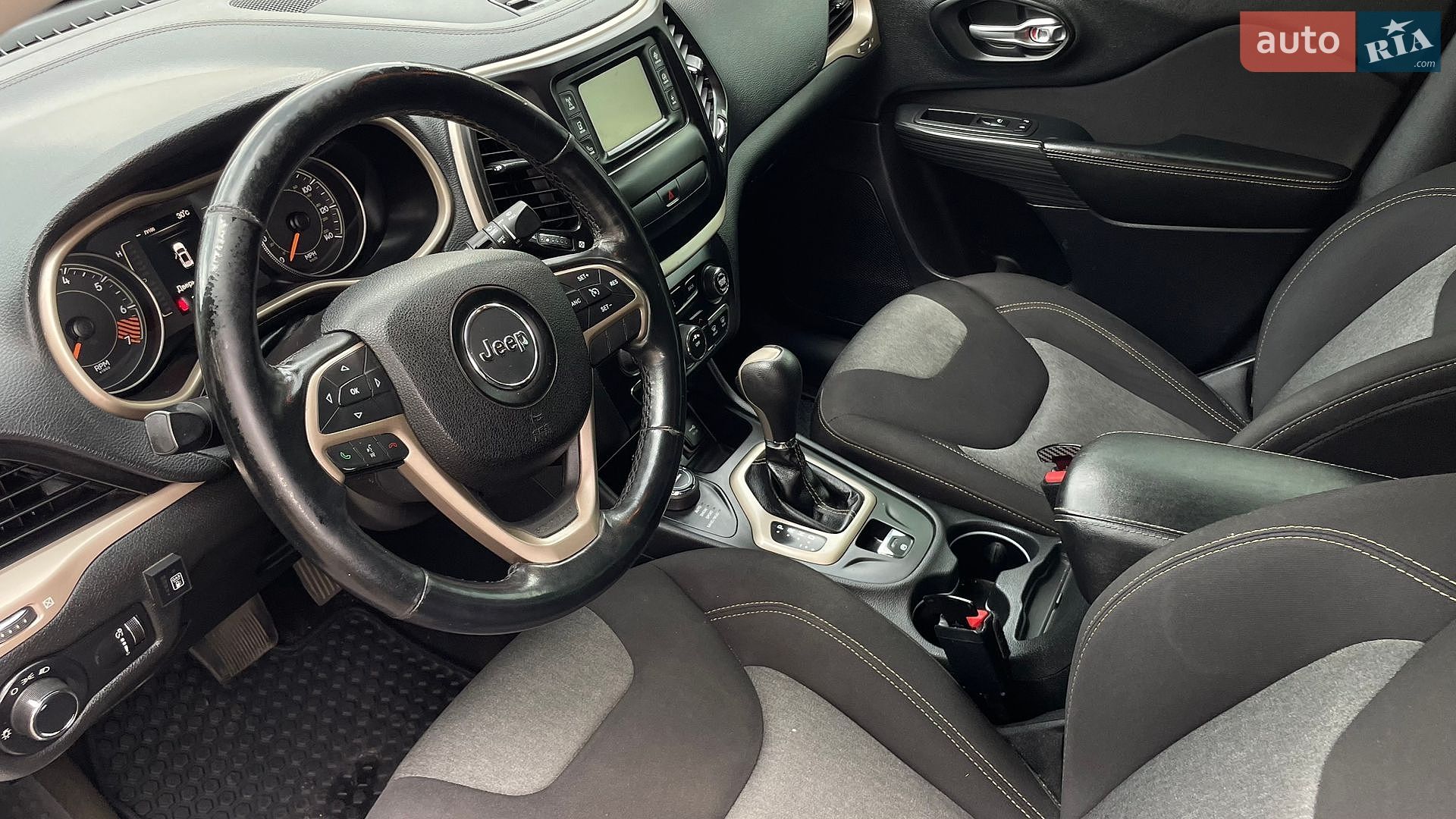 Jeep Cherokee 2015 VIN 1C4PJMAB1FW774766 фото оголошення 21 з 24