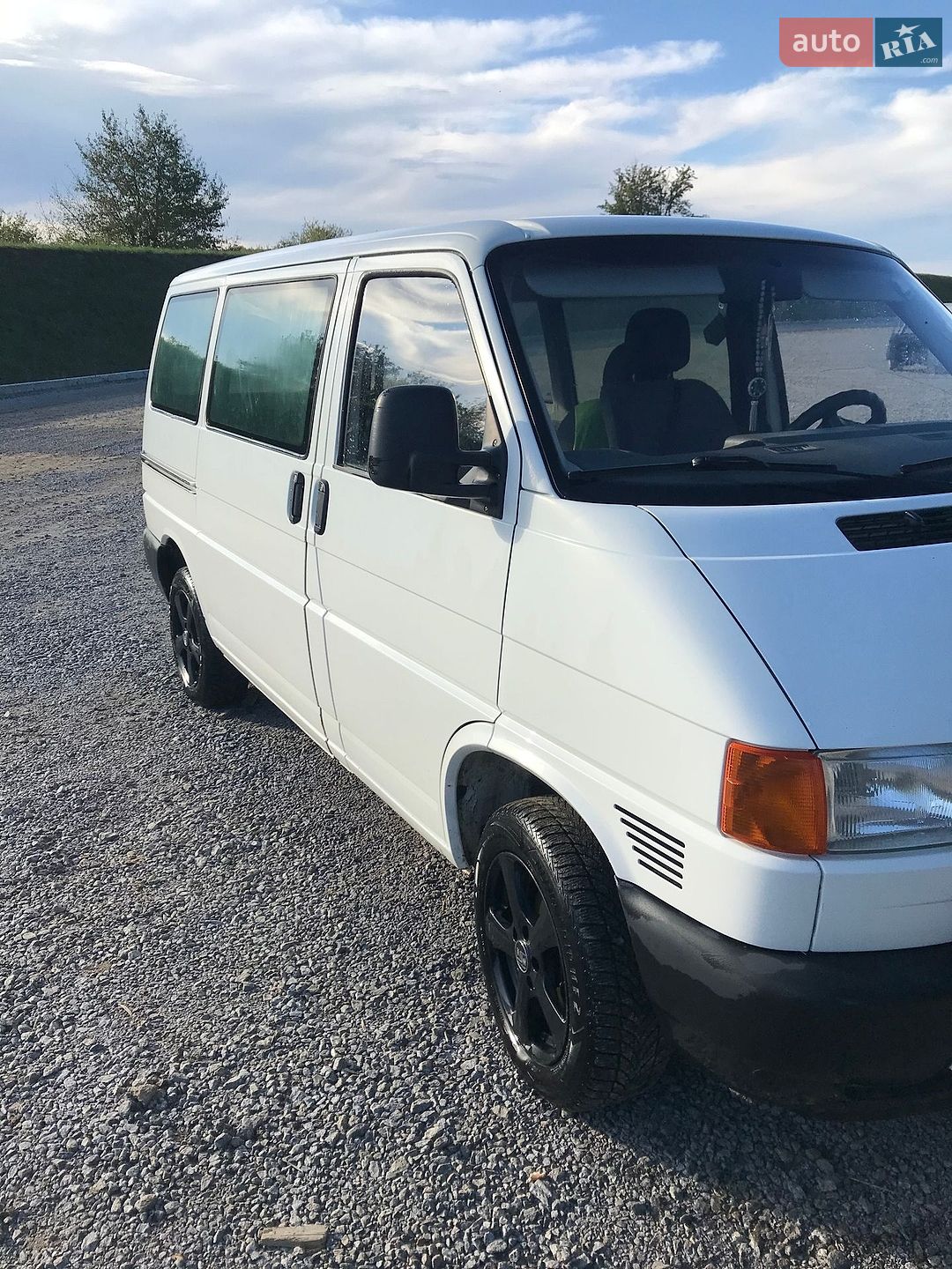 Volkswagen Transporter 2000 VIN WV1ZZZ70ZYX117086 фото оголошення 3 з 14
