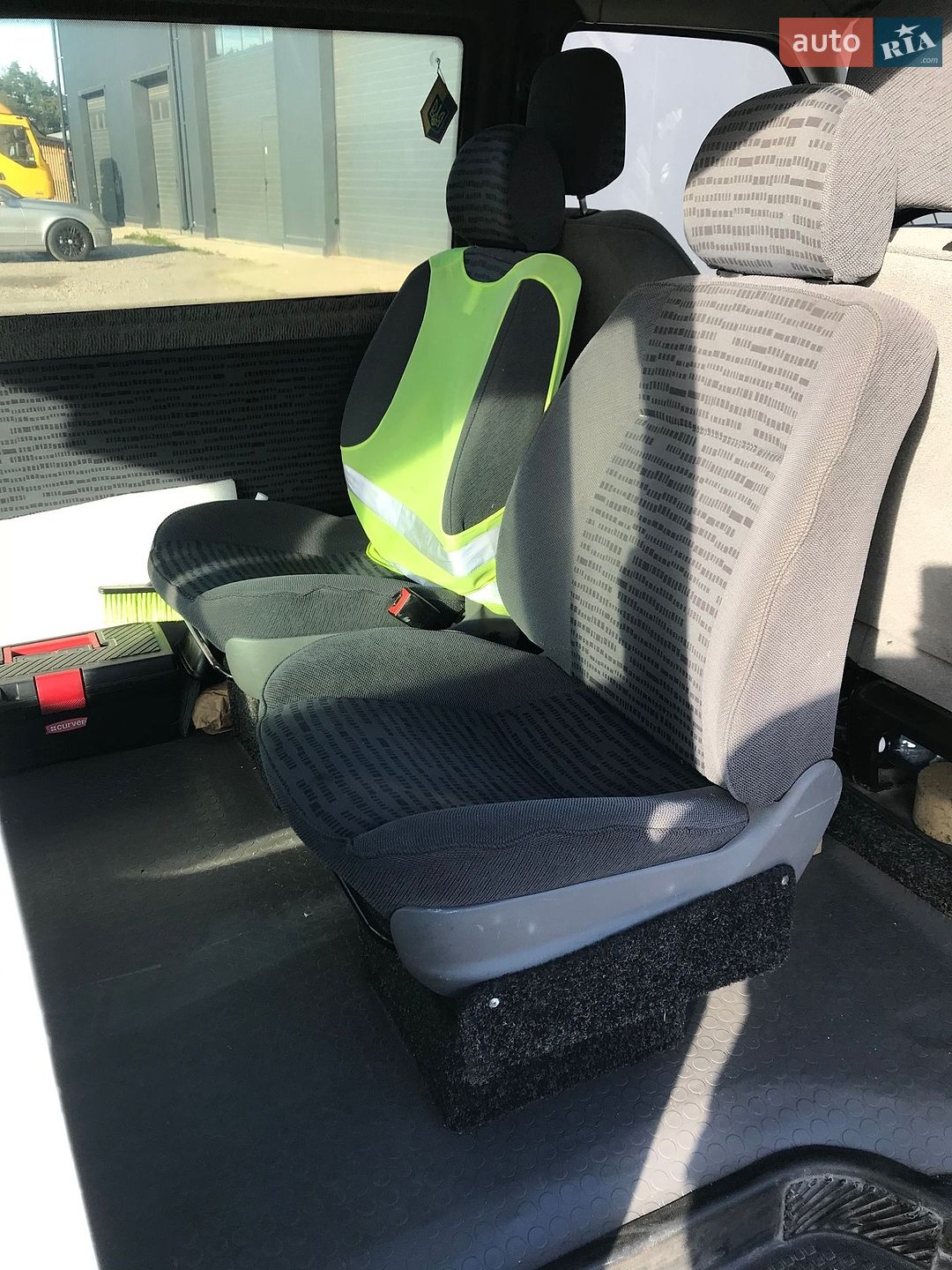 Volkswagen Transporter 2000 VIN WV1ZZZ70ZYX117086 фото оголошення 8 з 14