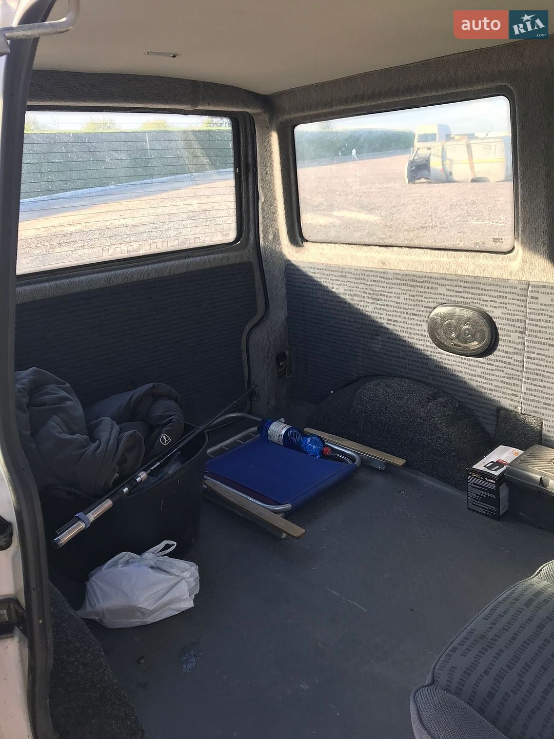 Volkswagen Transporter 2000 VIN WV1ZZZ70ZYX117086 фото оголошення 9 з 14