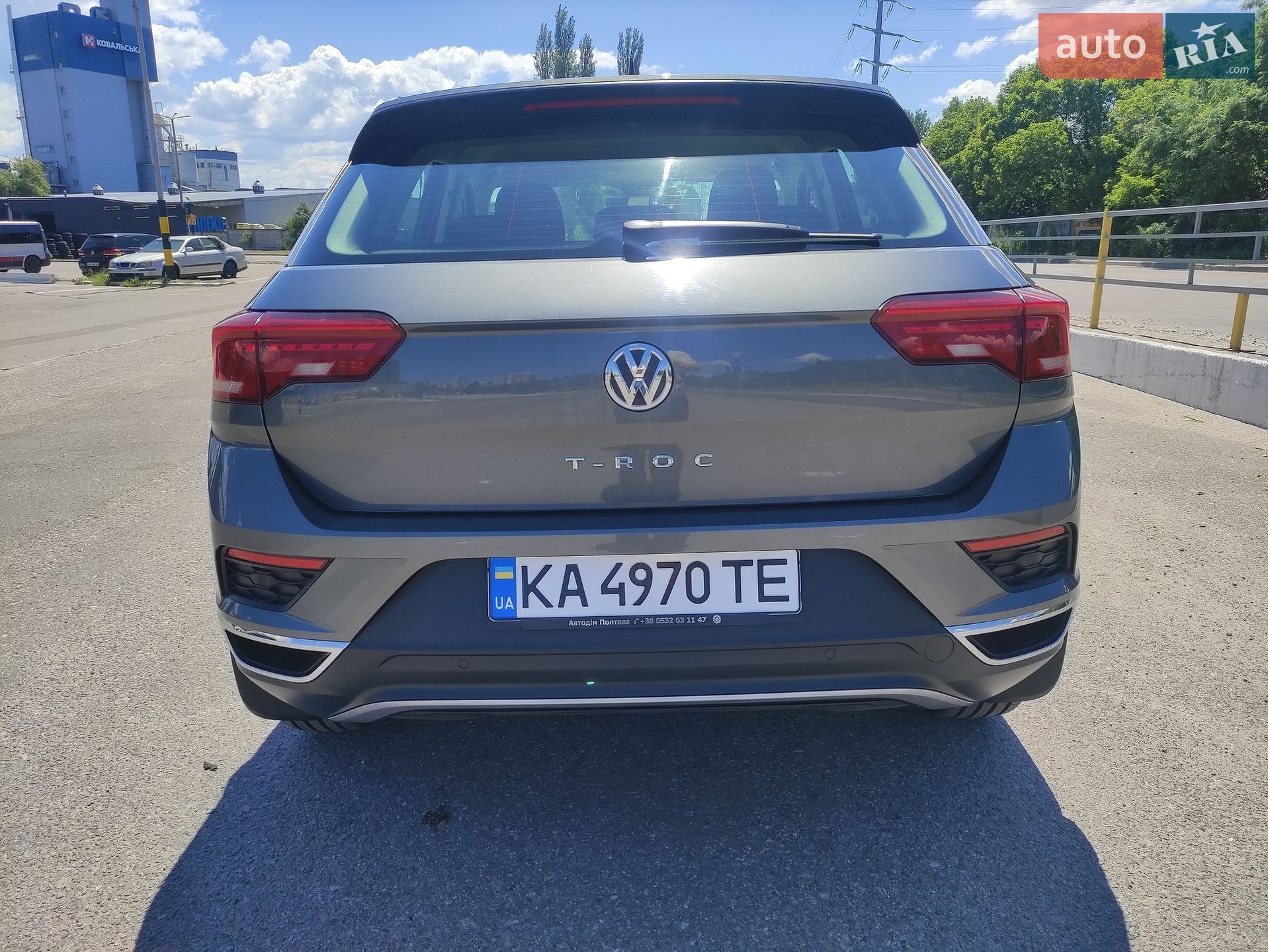 Volkswagen T-Roc 2019 VIN WVGZZZA1ZLV001058 фото оголошення 7 з 143