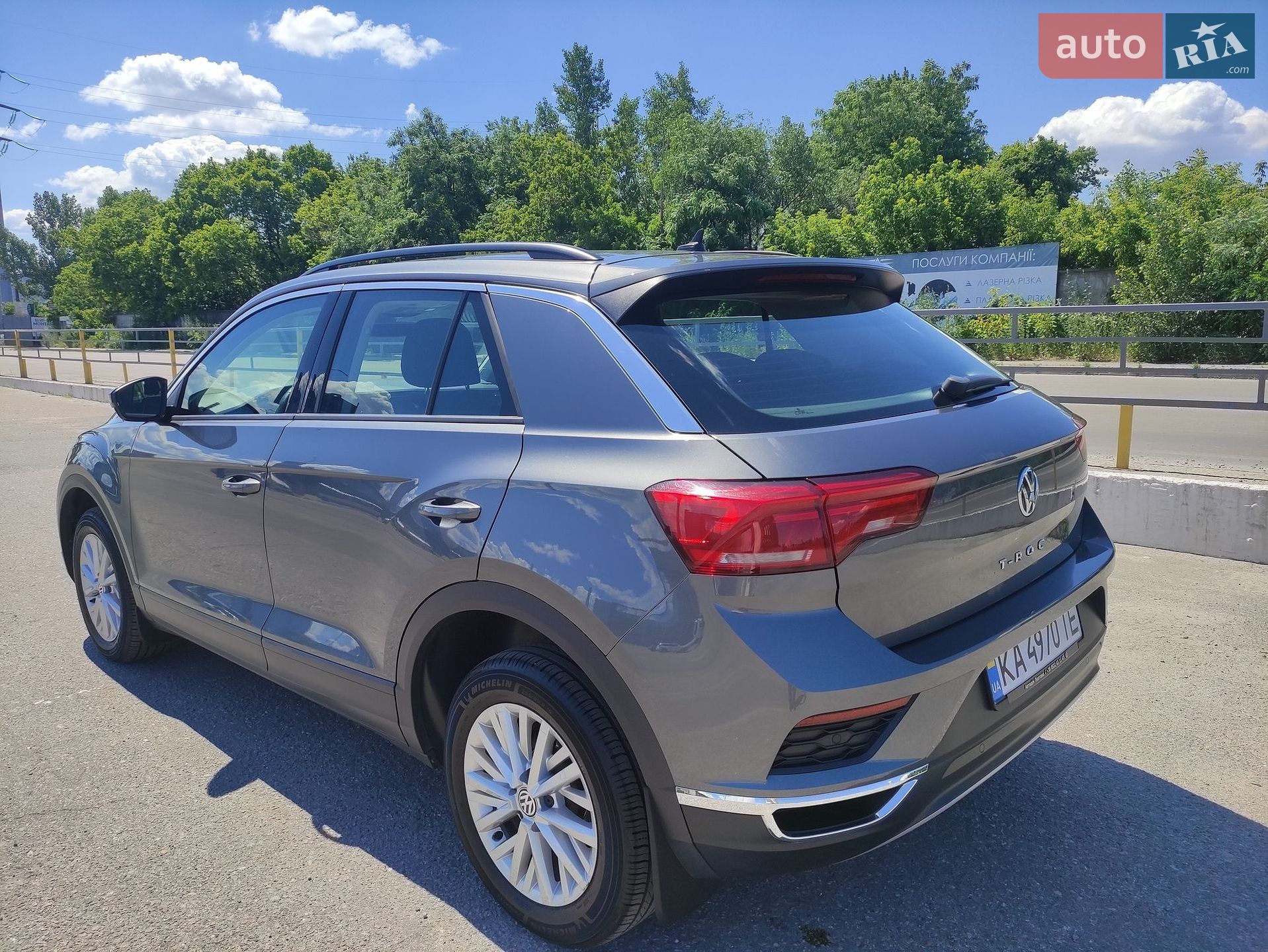 Volkswagen T-Roc 2019 VIN WVGZZZA1ZLV001058 фото оголошення 6 з 143