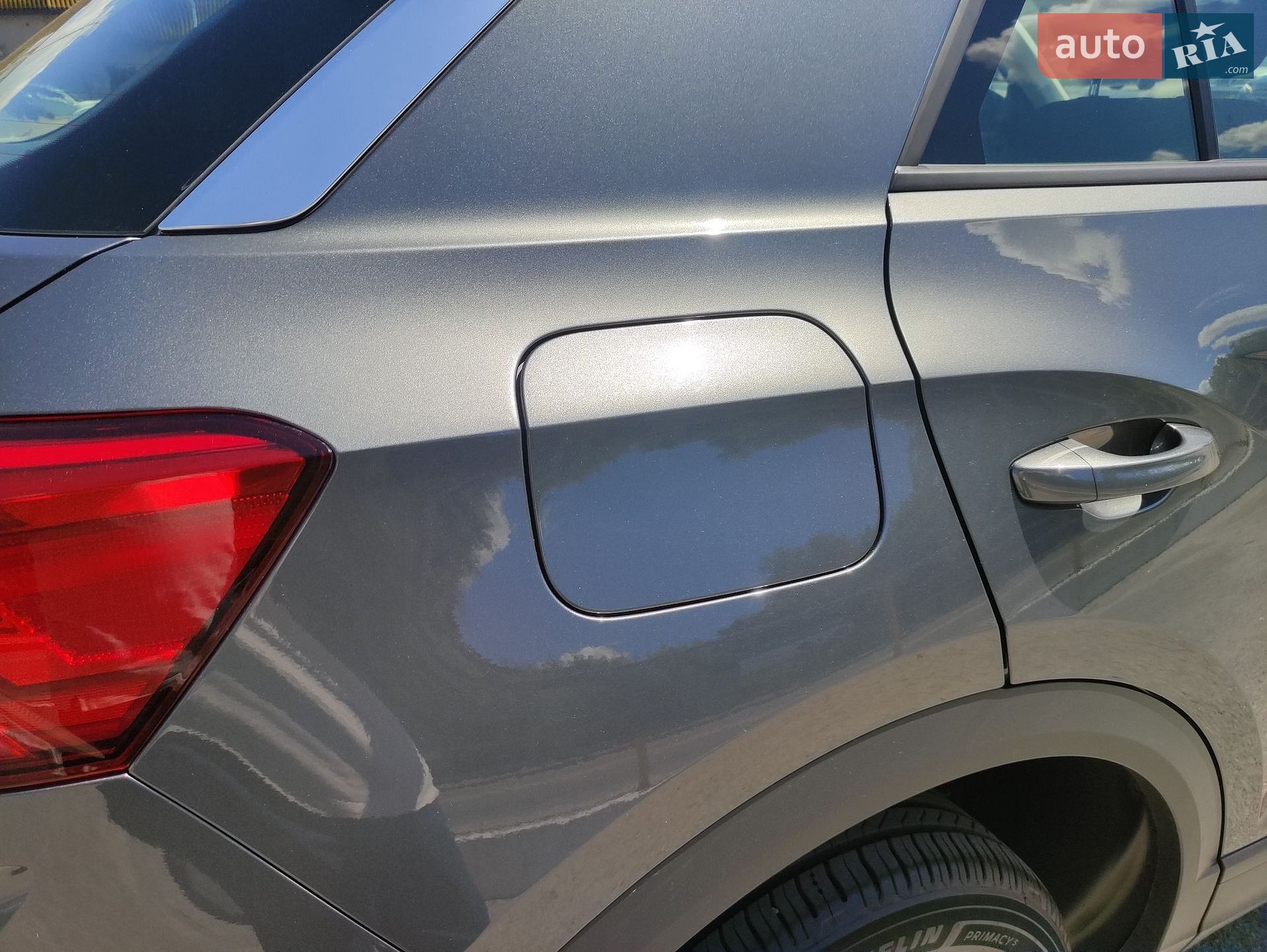 Volkswagen T-Roc 2019 VIN WVGZZZA1ZLV001058 фото оголошення 15 з 143