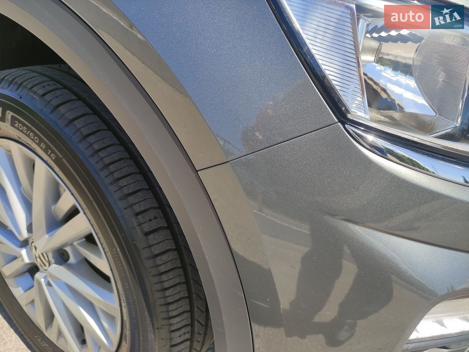 Volkswagen T-Roc 2019 VIN WVGZZZA1ZLV001058 фото оголошення 20 з 143