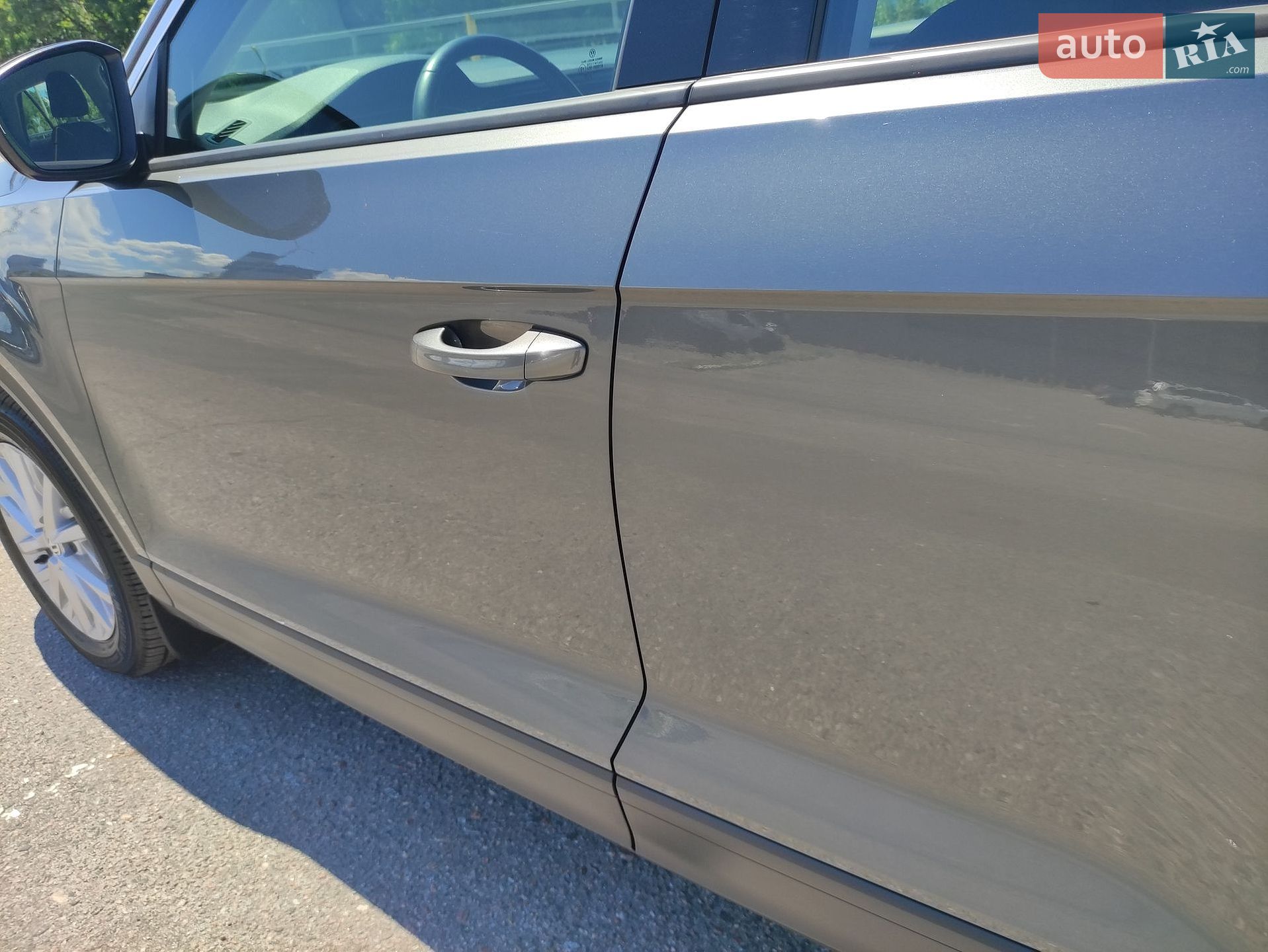 Volkswagen T-Roc 2019 VIN WVGZZZA1ZLV001058 фото оголошення 21 з 143
