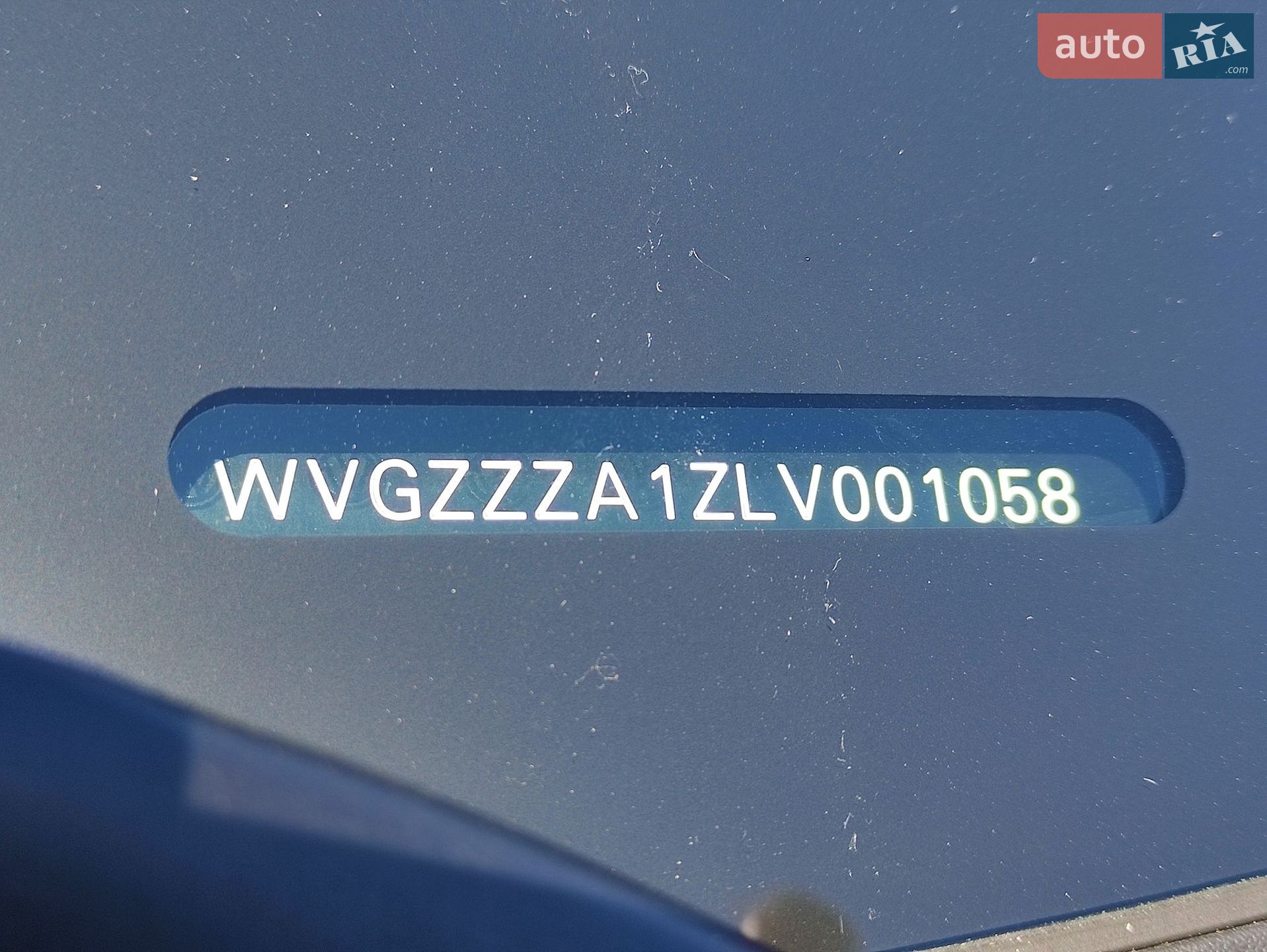 Volkswagen T-Roc 2019 VIN WVGZZZA1ZLV001058 фото оголошення 27 з 143