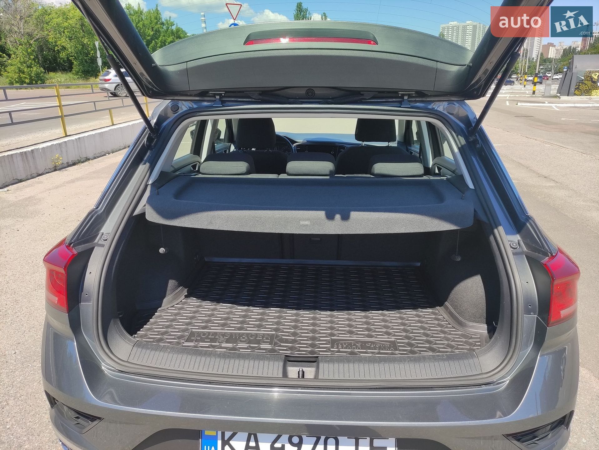 Volkswagen T-Roc 2019 VIN WVGZZZA1ZLV001058 фото оголошення 58 з 143