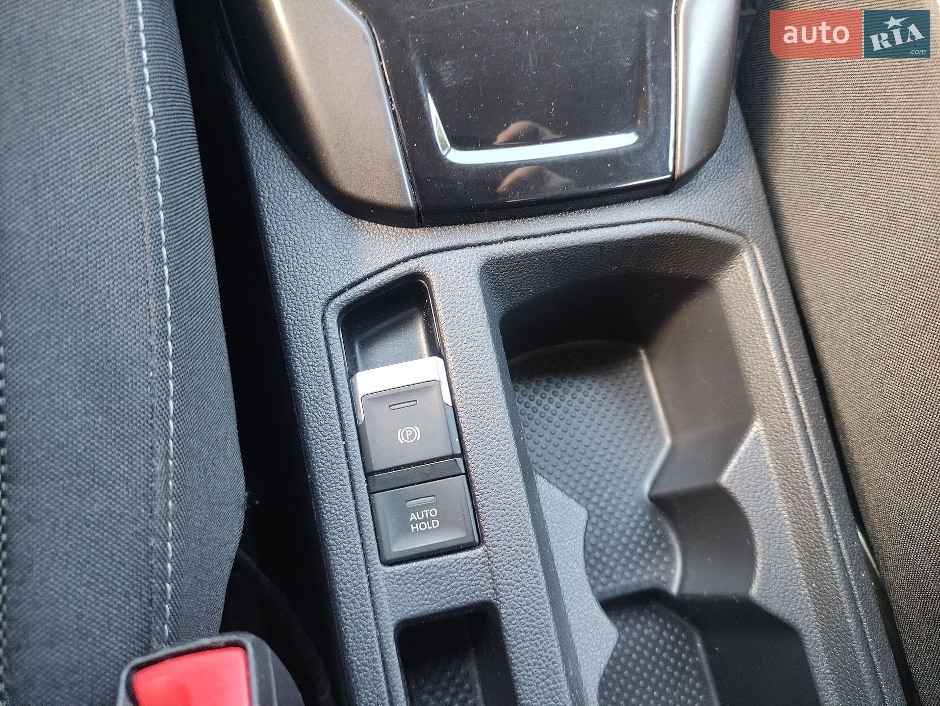 Volkswagen T-Roc 2019 VIN WVGZZZA1ZLV001058 фото оголошення 86 з 143