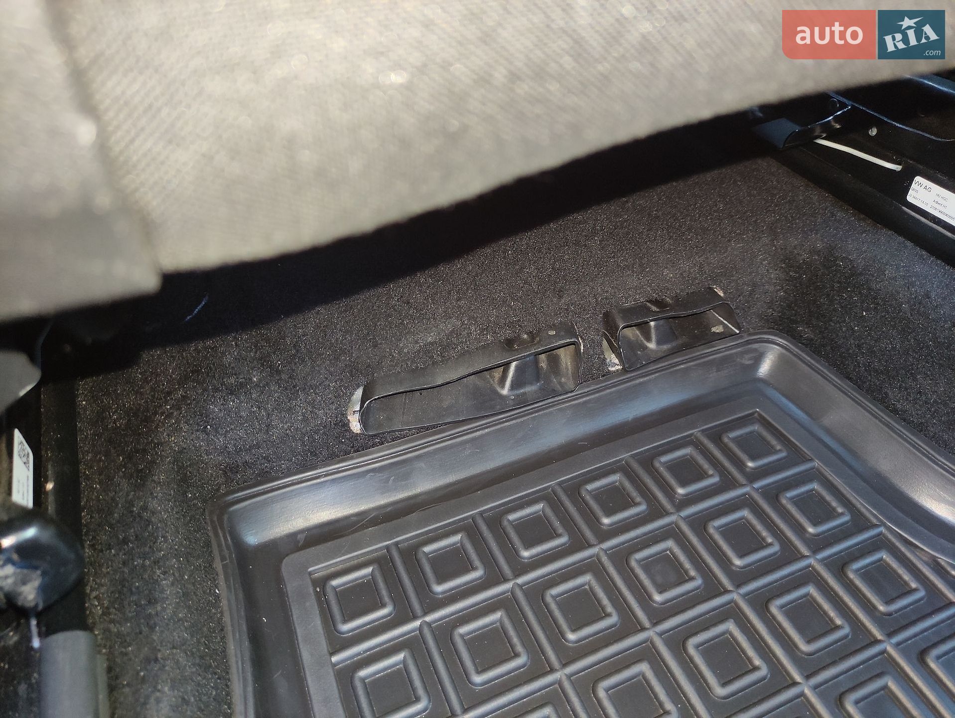 Volkswagen T-Roc 2019 VIN WVGZZZA1ZLV001058 фото оголошення 103 з 143