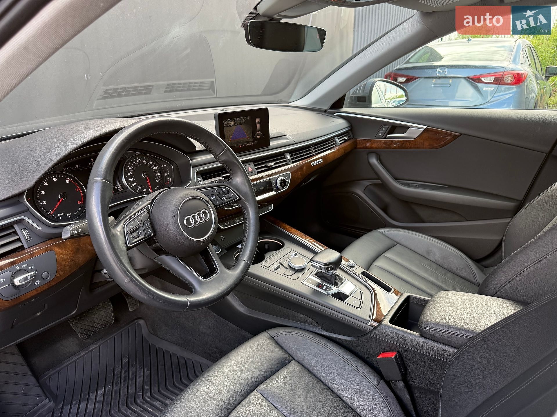 Audi A4 2019 VIN WAUDNAF44KA101992 фото оголошення 37 з 60
