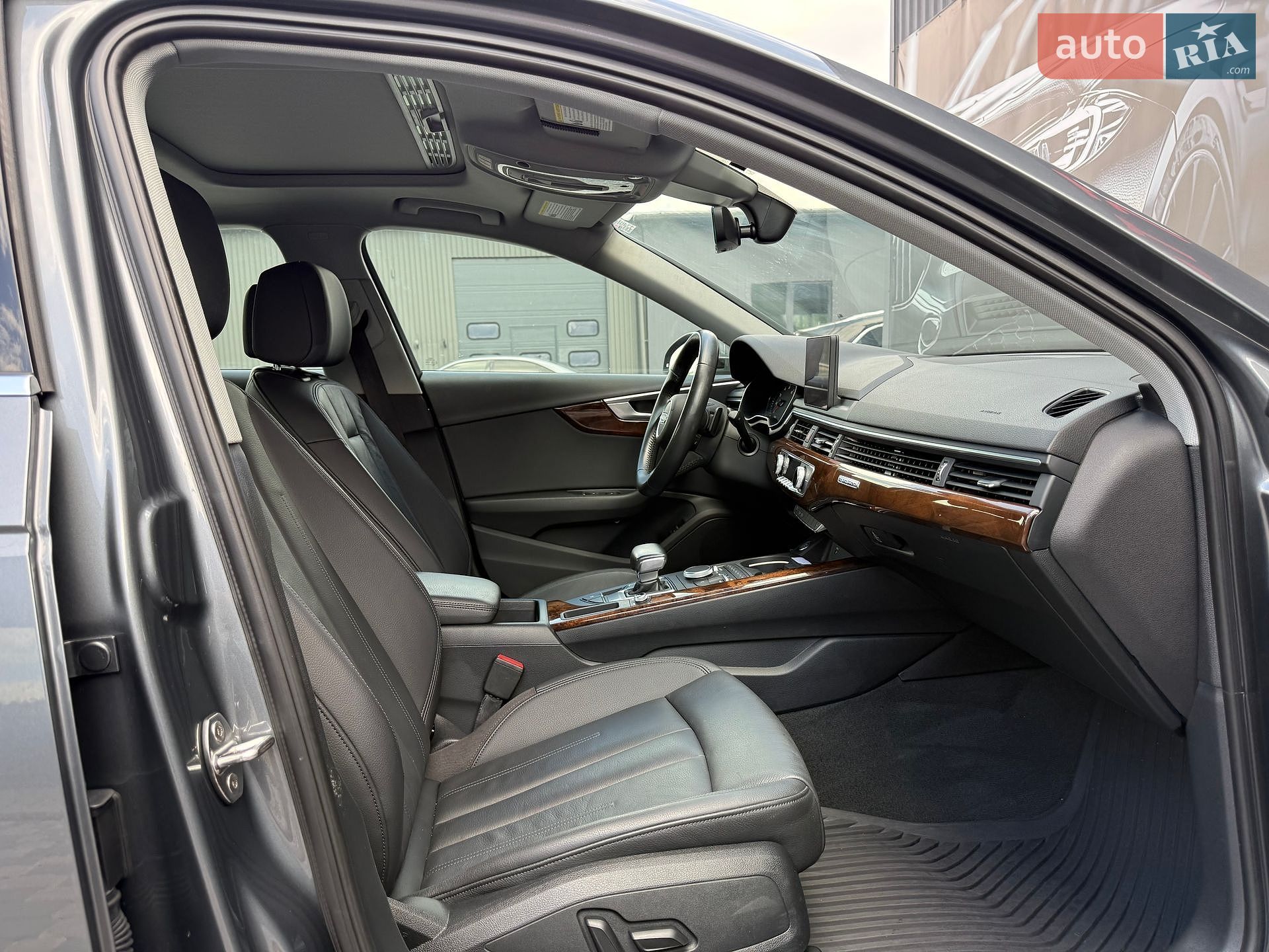 Audi A4 2019 VIN WAUDNAF44KA101992 фото оголошення 42 з 60