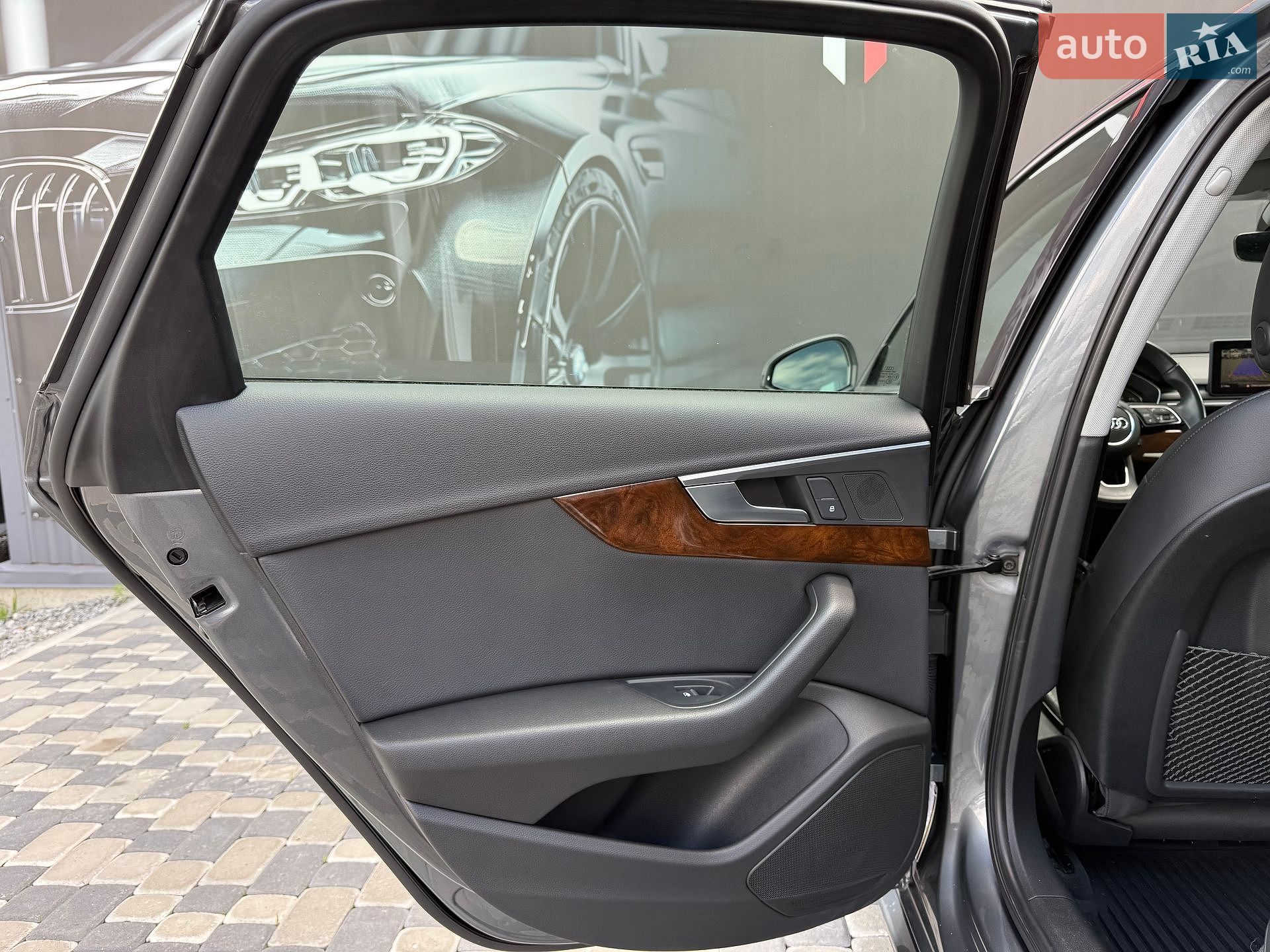 Audi A4 2019 VIN WAUDNAF44KA101992 фото оголошення 48 з 60
