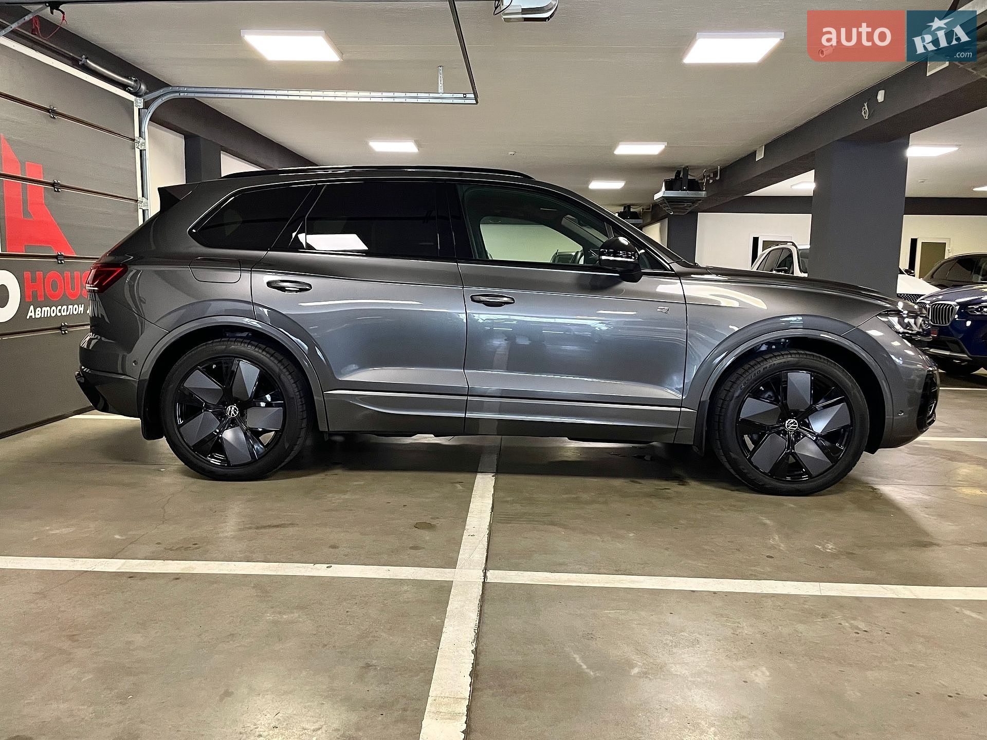 Volkswagen Touareg 2026 VIN WVGZZZCR1TD017989 фото оголошення 7 з 68