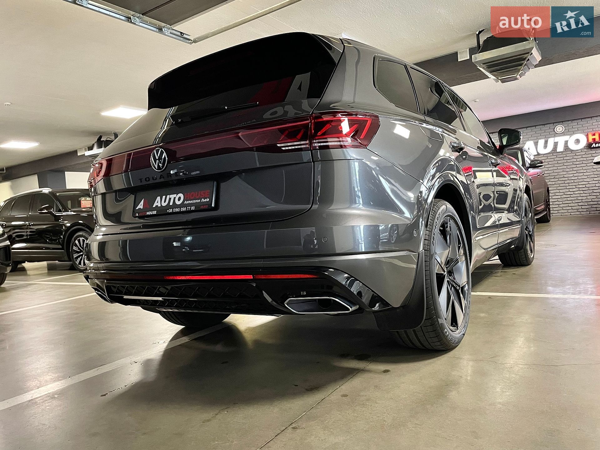 Volkswagen Touareg 2026 VIN WVGZZZCR1TD017989 фото оголошення 14 з 68