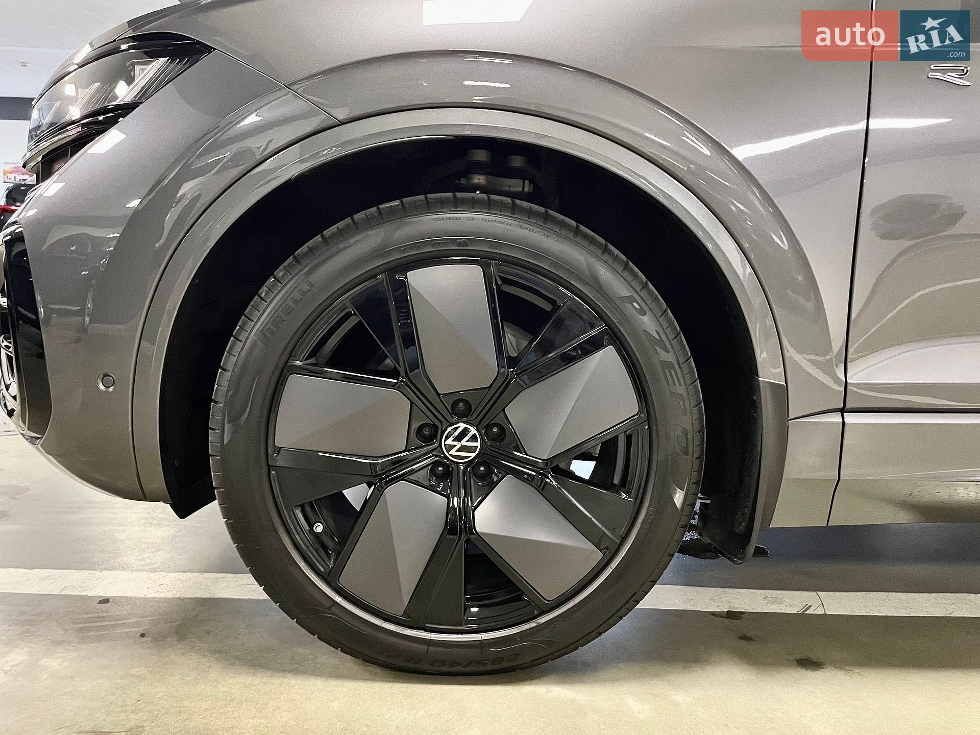 Volkswagen Touareg 2026 VIN WVGZZZCR1TD017989 фото оголошення 36 з 68