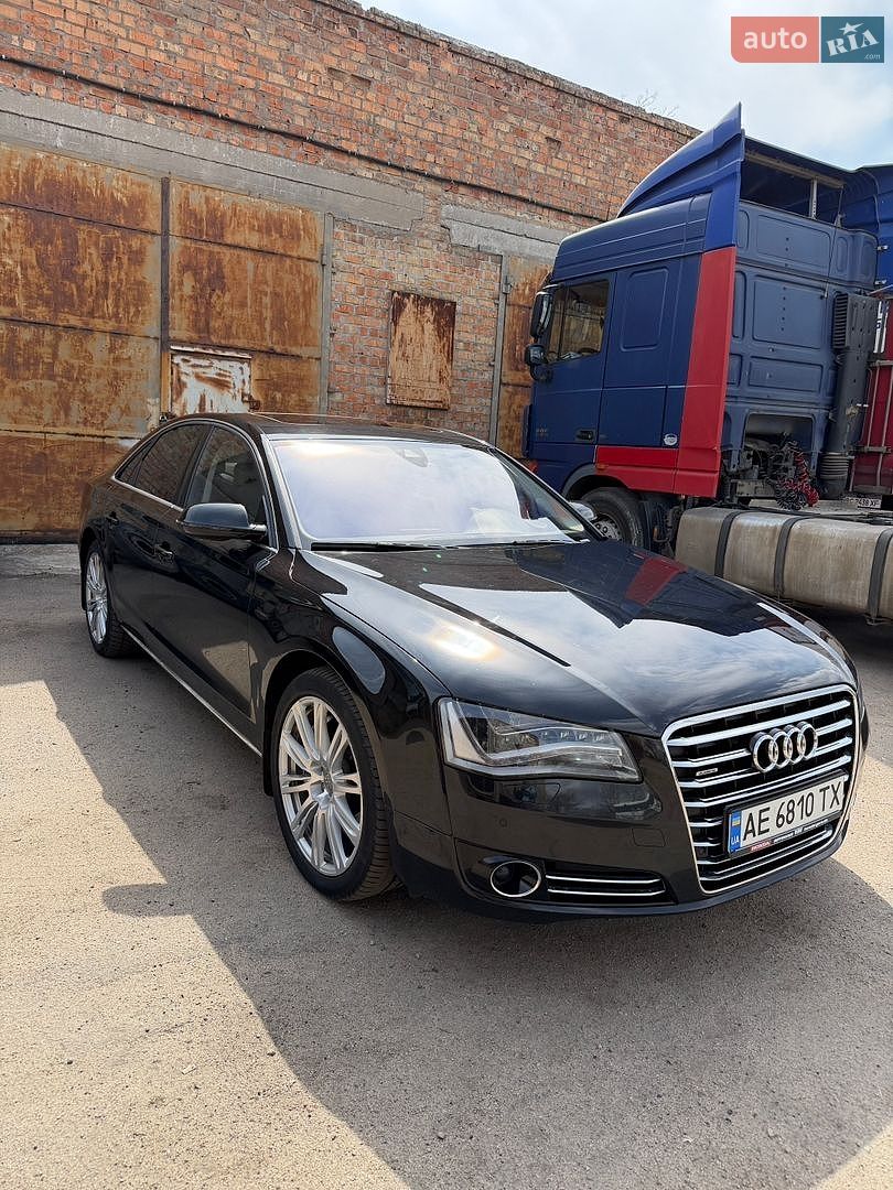 Audi A8 2011 VIN WAUZZZ4H1BN018169 фото оголошення 3 з 15