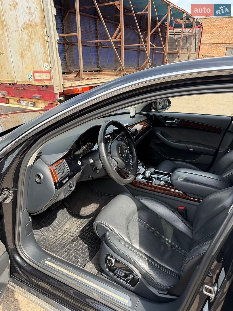 Audi A8 2011 VIN WAUZZZ4H1BN018169 фото оголошення 6 з 15