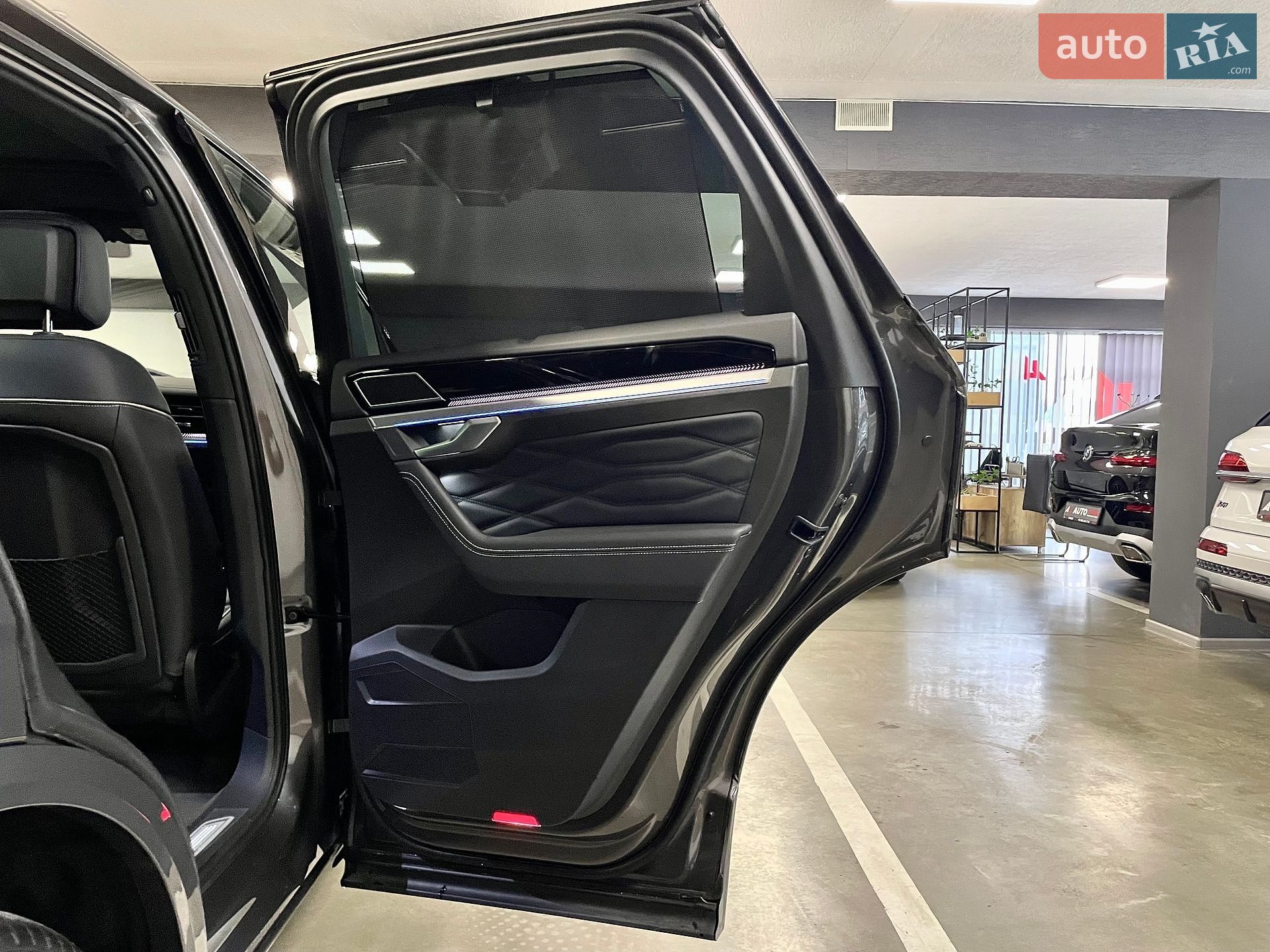 Volkswagen Touareg 2026 VIN WVGZZZCR1TD017989 фото оголошення 54 з 68