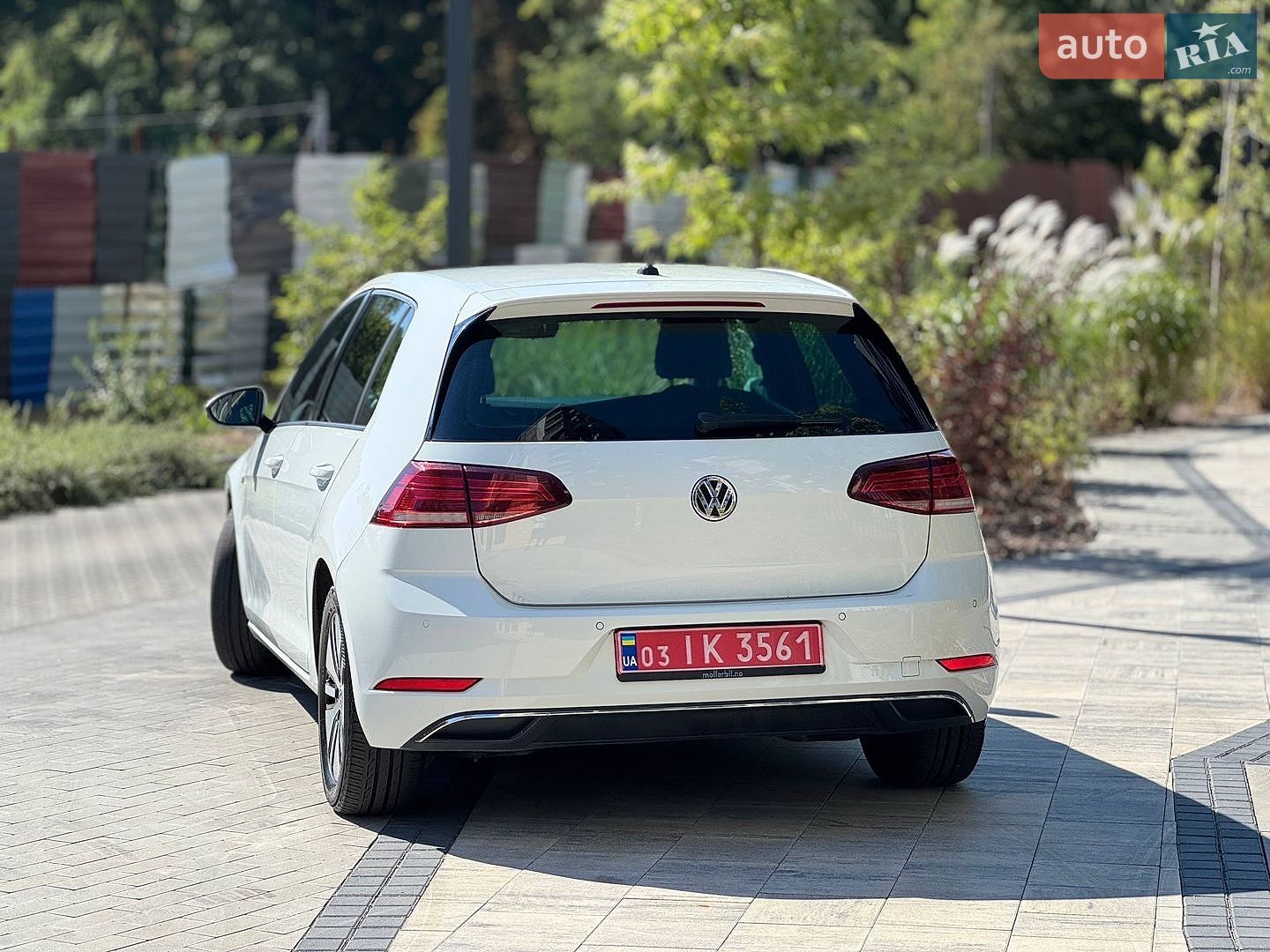 Volkswagen e-Golf 2018 VIN WVWZZZAUZJW902912 фото оголошення 18 з 30