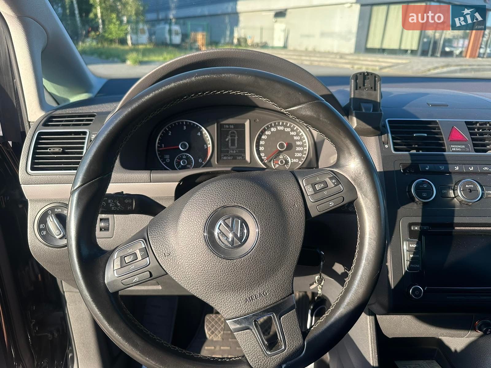 Volkswagen Touran 2013 VIN WVGZZZ1TZDW088990 фото оголошення 6 з 14