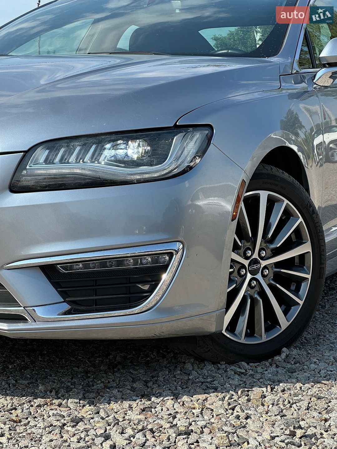 Lincoln MKZ 2020 VIN 3LN6L5A97LR615947 фото оголошення 2 з 41
