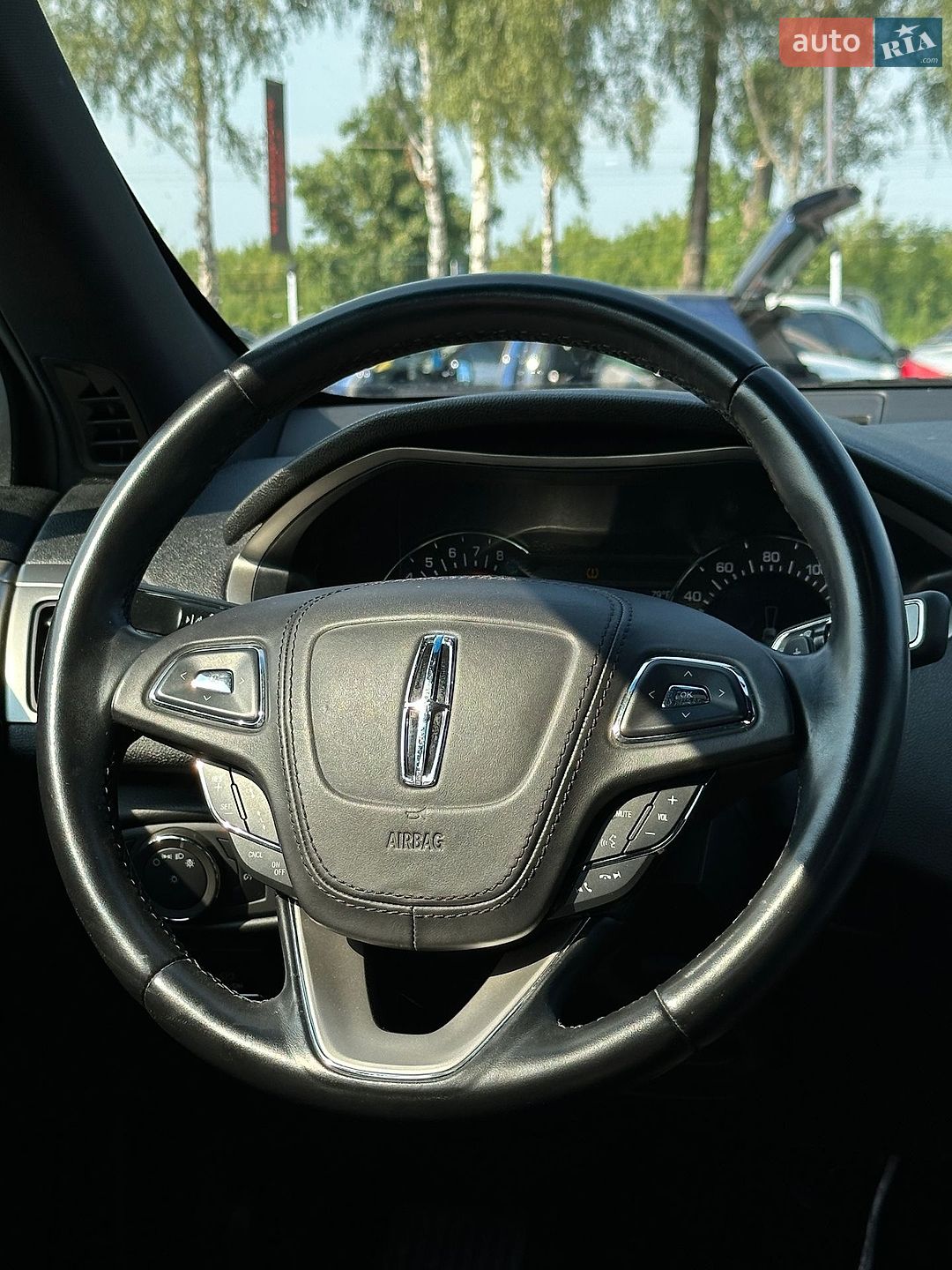 Lincoln MKZ 2020 VIN 3LN6L5A97LR615947 фото оголошення 28 з 41