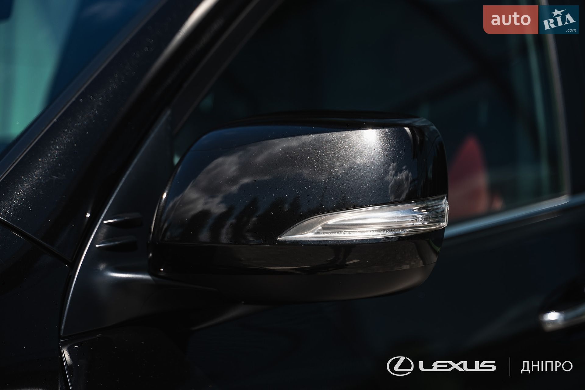 Lexus GX 2020 VIN JTJJM7FX905261309 фото оголошення 37 з 49