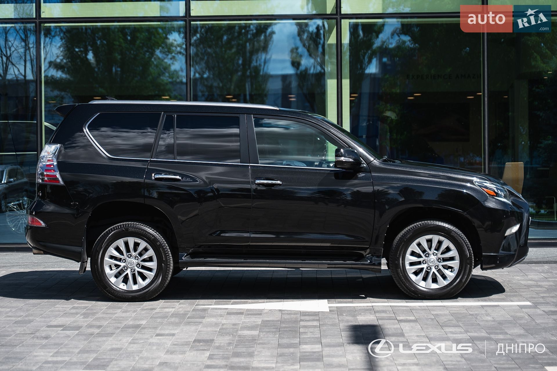Lexus GX 2020 VIN JTJJM7FX905261309 фото оголошення 10 з 49