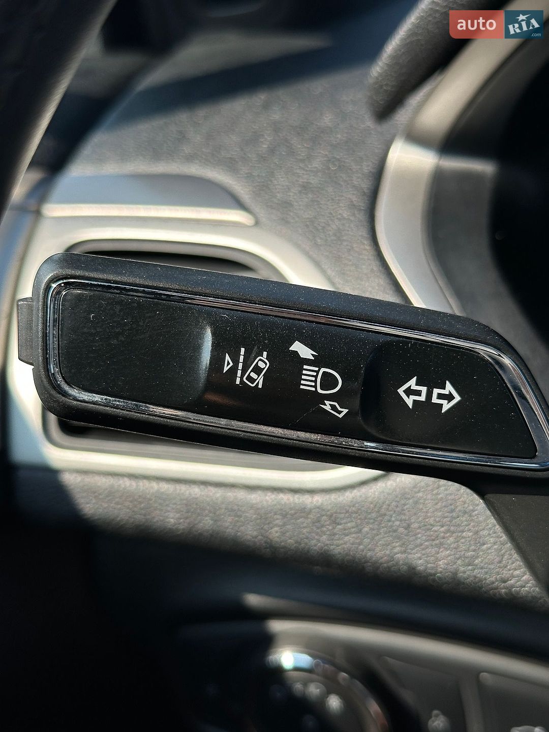 Lincoln MKZ 2020 VIN 3LN6L5A97LR615947 фото оголошення 37 з 41
