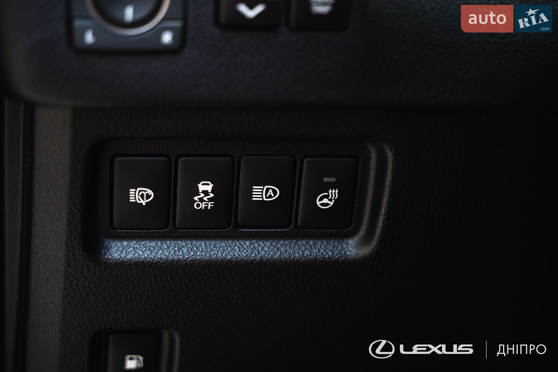 Lexus GX 2020 VIN JTJJM7FX905261309 фото оголошення 40 з 49