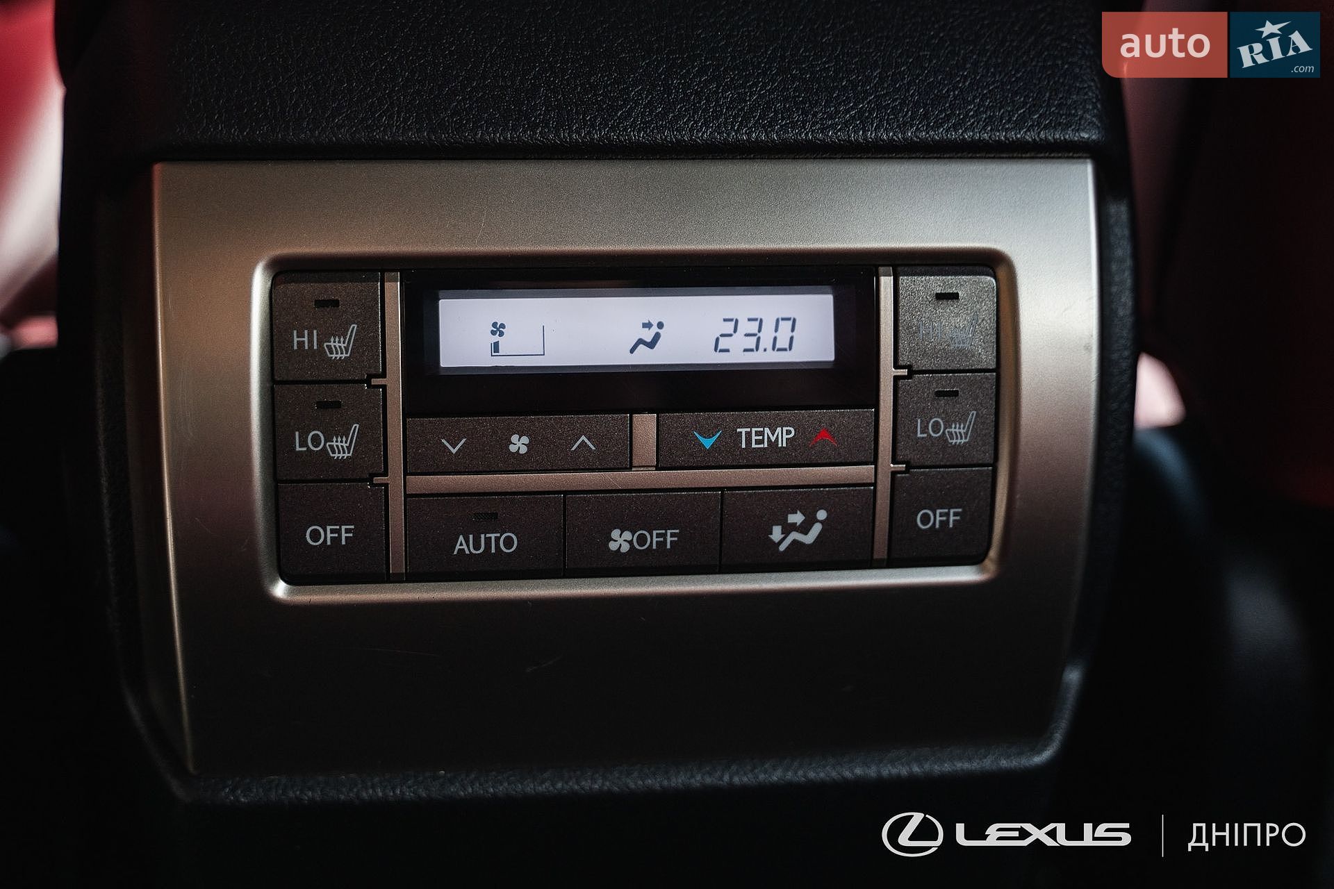 Lexus GX 2020 VIN JTJJM7FX905261309 фото оголошення 26 з 49