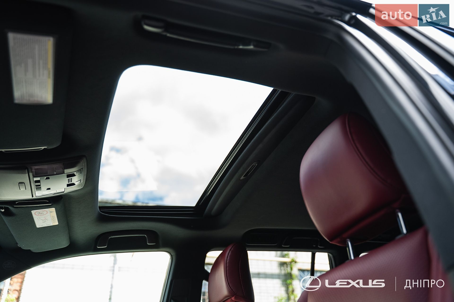 Lexus GX 2020 VIN JTJJM7FX905261309 фото оголошення 33 з 49
