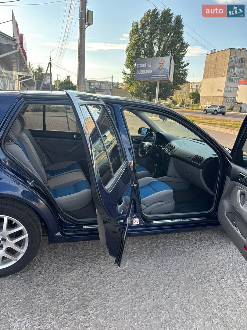 Volkswagen Golf 2001 VIN WVWZZZ1JZ1B208667 фото оголошення 19 з 44