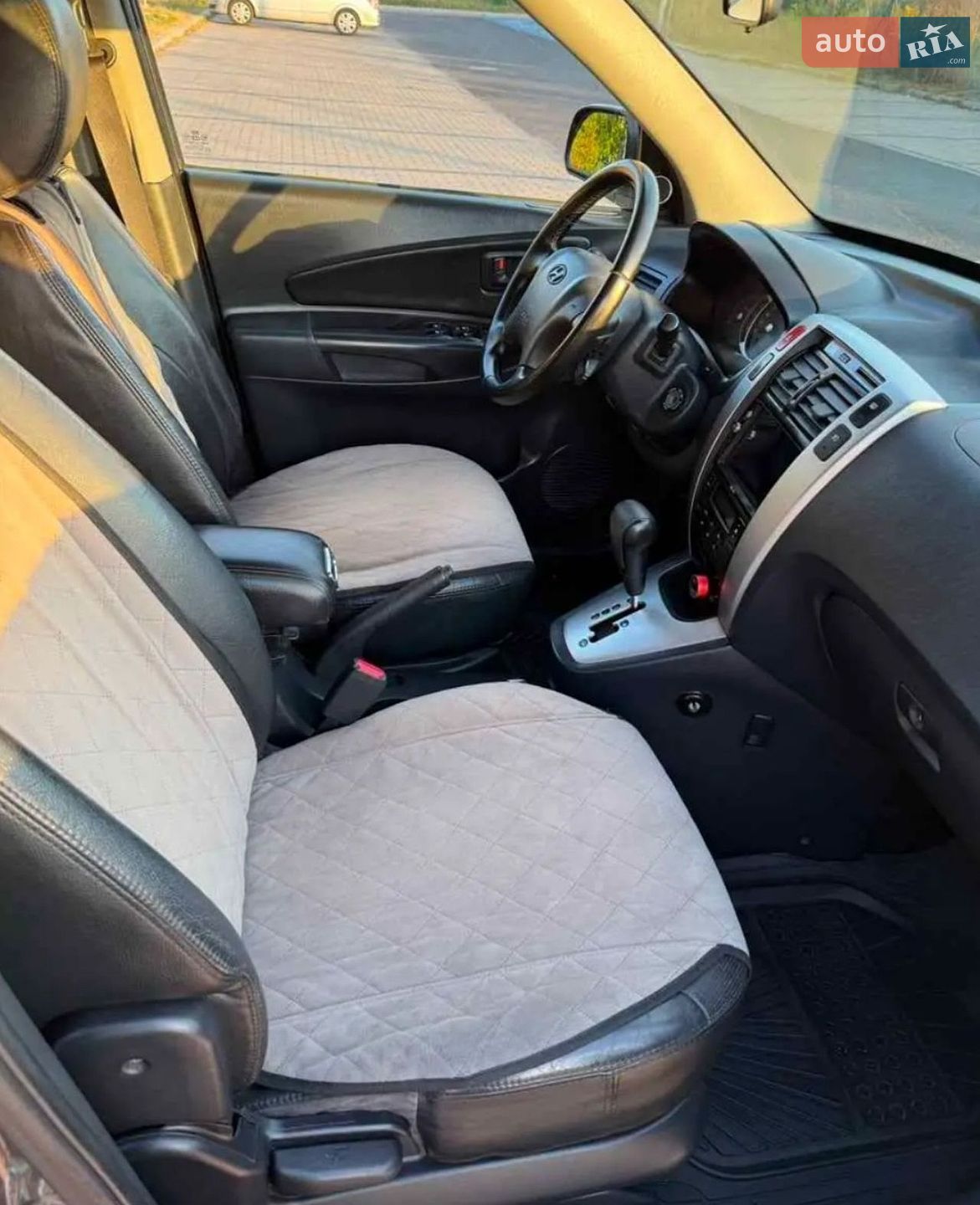 Hyundai Tucson 2008 VIN Y6LJN81DP8L203315 фото оголошення 9 з 12