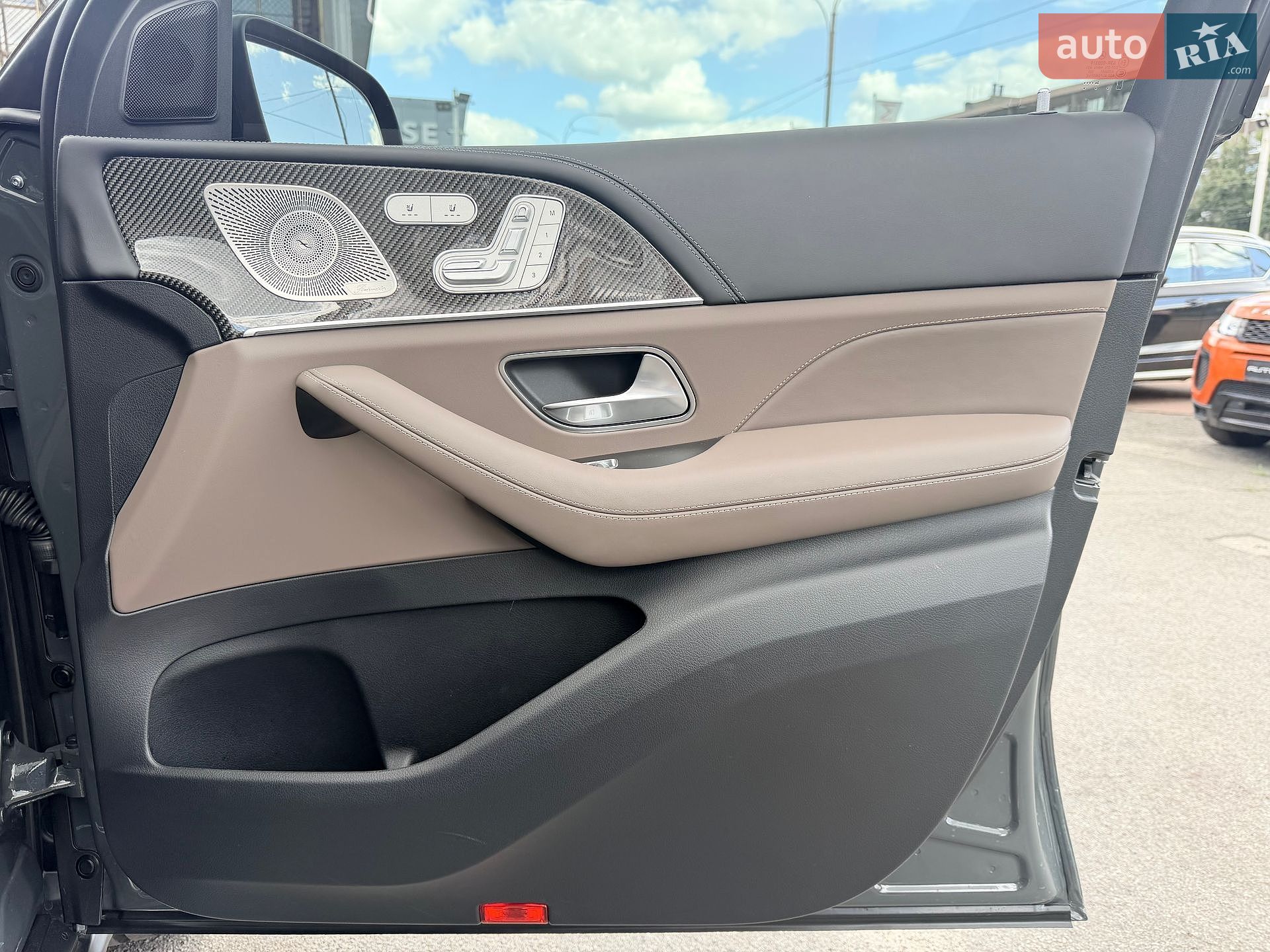 Mercedes-Benz GLE-Class 2025 VIN W1NFD8KB4SB397921 фото оголошення 21 з 60