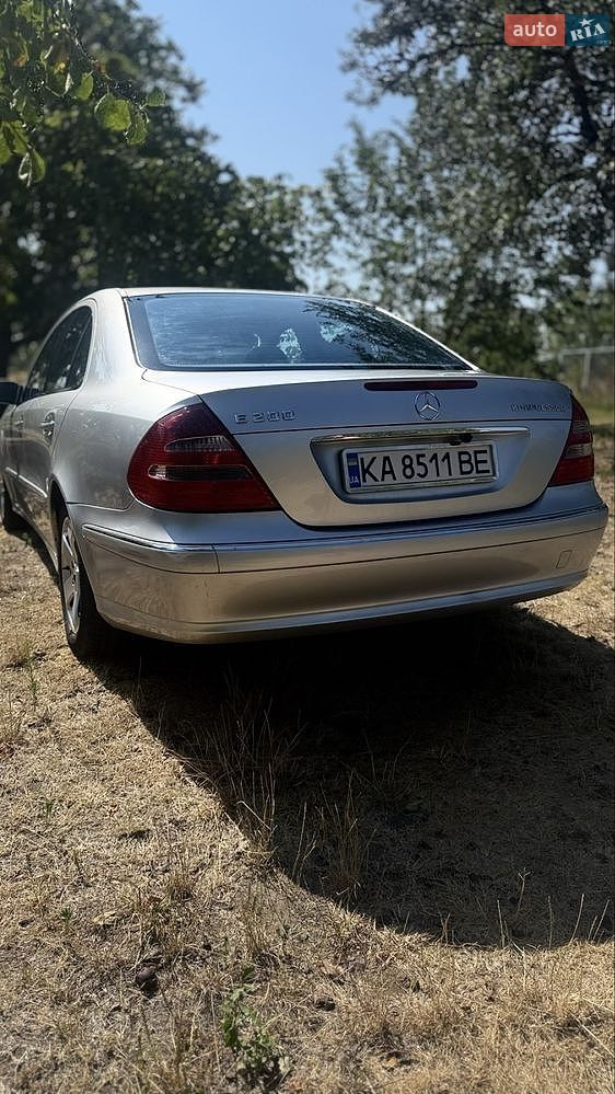 Mercedes-Benz E-Class 2003 VIN WDB2110422A459823 фото оголошення 4 з 9