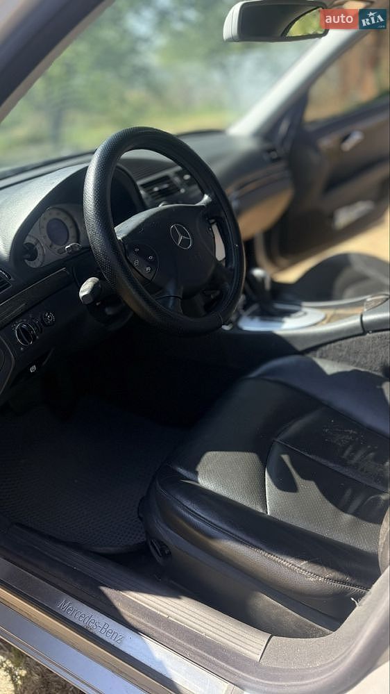 Mercedes-Benz E-Class 2003 VIN WDB2110422A459823 фото оголошення 6 з 9