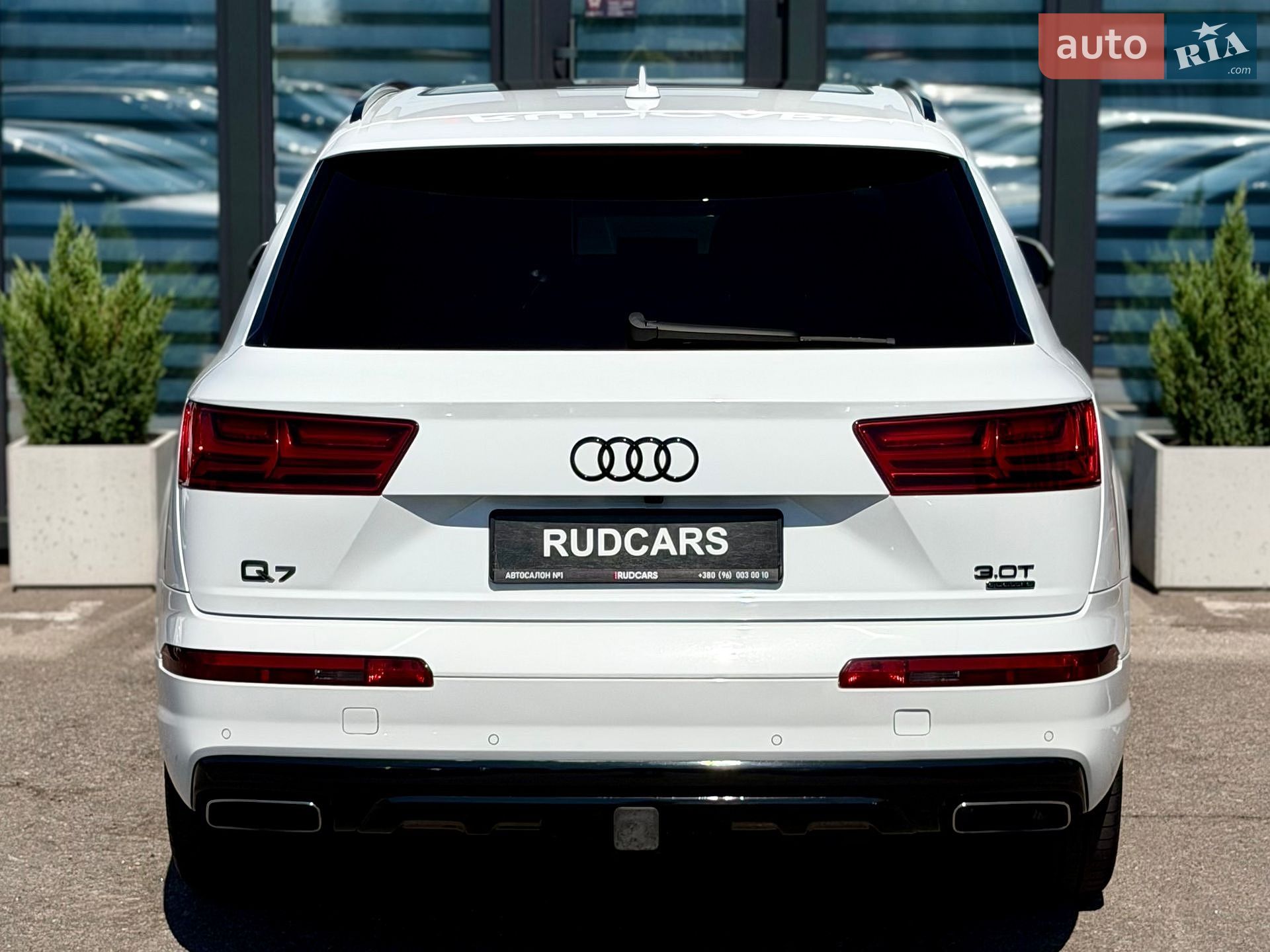 Audi Q7 2016 VIN WA1LAAF72HD036520 фото оголошення 7 з 55