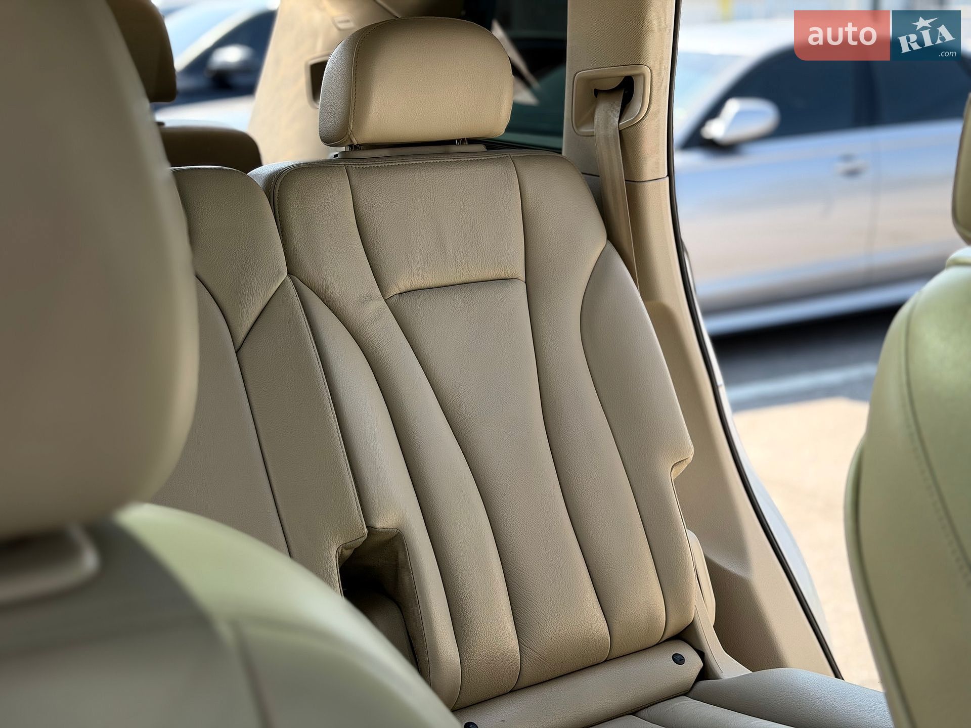 Audi Q7 2016 VIN WA1LAAF72HD036520 фото оголошення 13 з 55