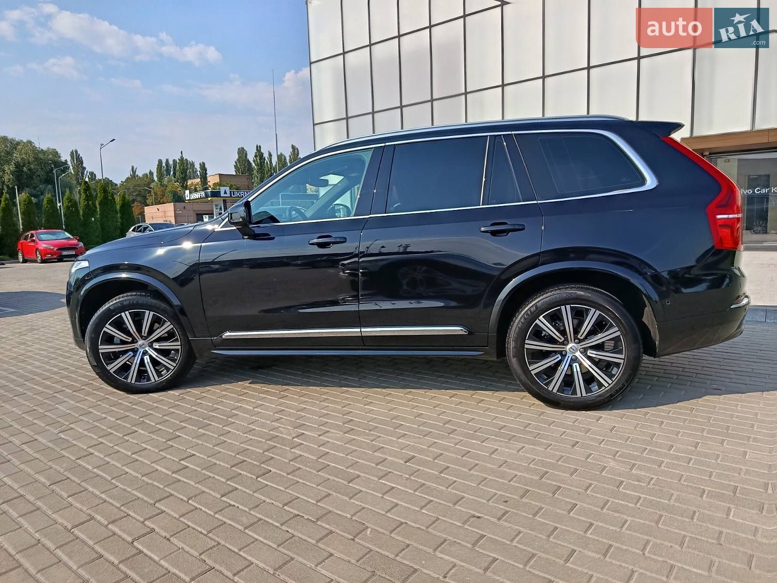 Volvo Xc90 2024 VIN YV1LFM1V7S1307508 фото оголошення 4 з 37